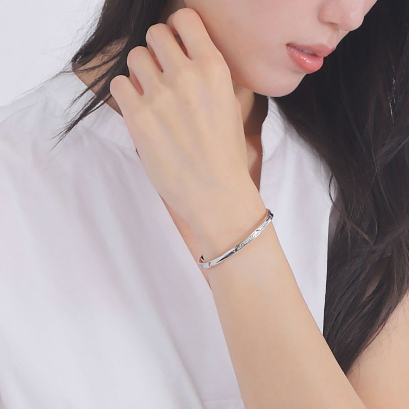 📦訂購 日本限定 White Clover eternellement 手鐲 (一對)