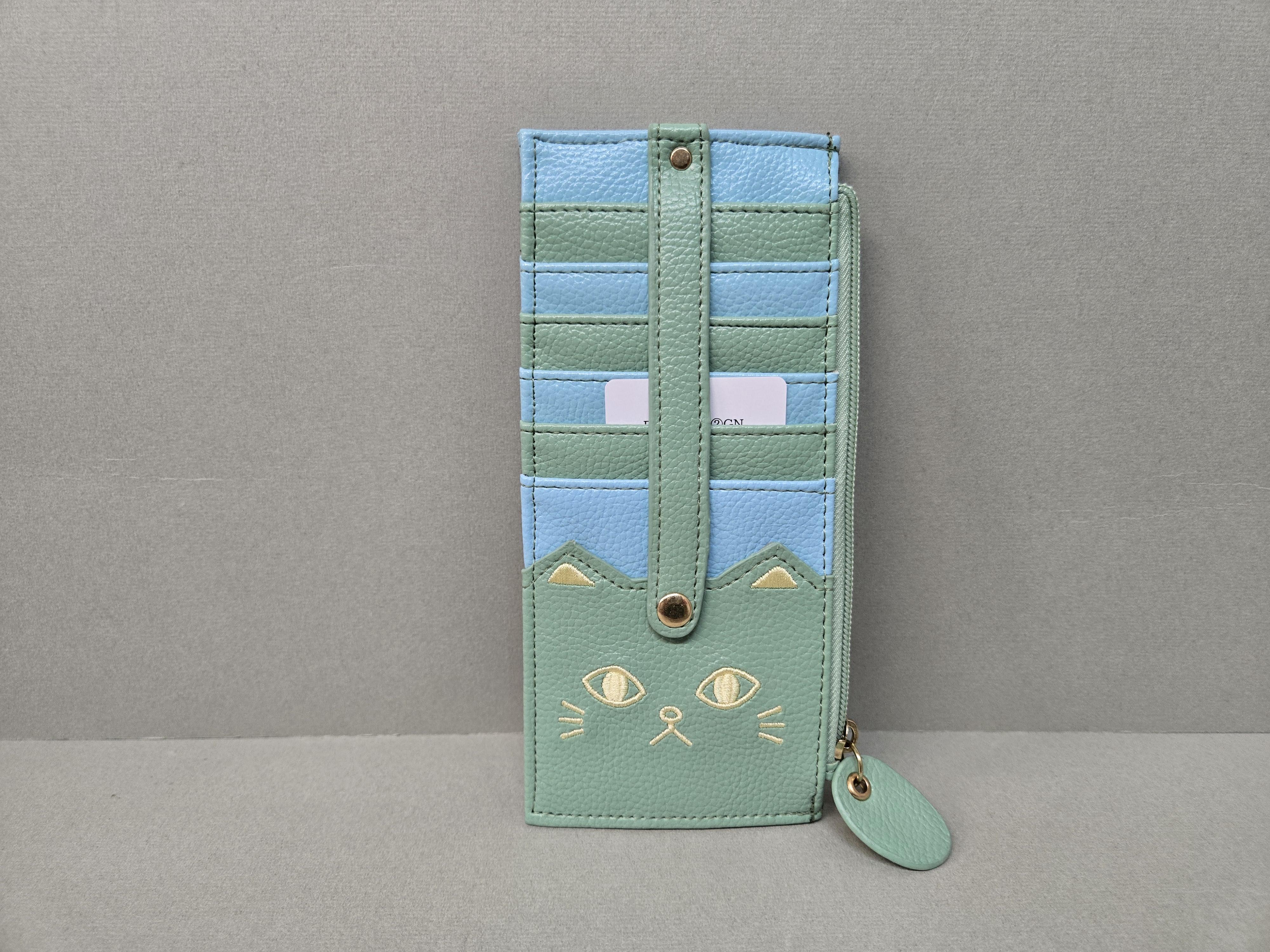 淺綠色淺藍色刺繡貓咪咭套及銀包兩用