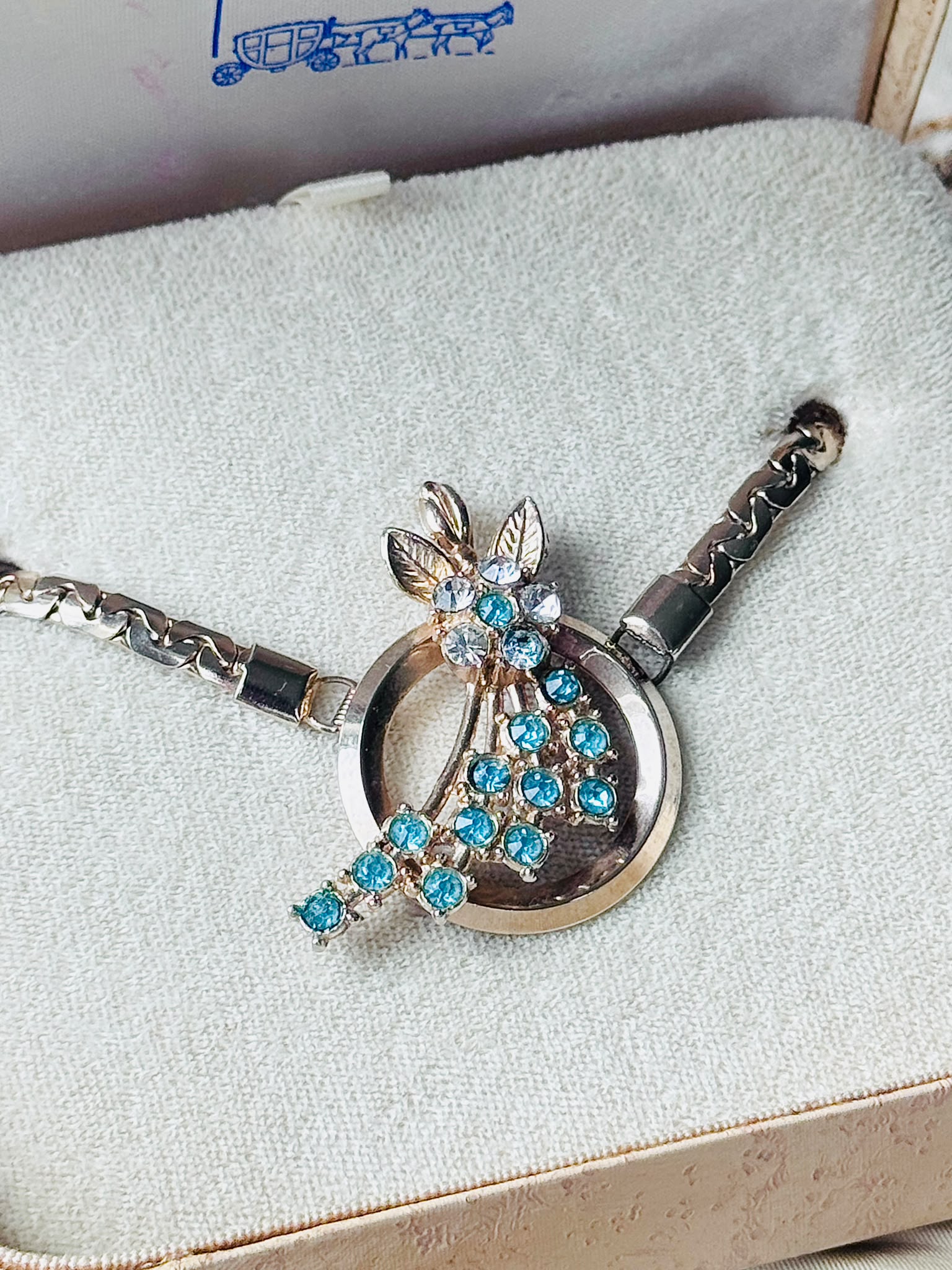 Vintage 1950s Aqua Blue Floral Necklace - With or without box(MT2620)