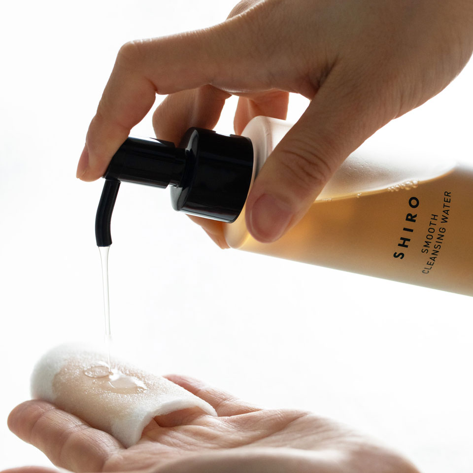 【✨️日本🇯🇵 SHIRO Rhubarb ＆ Rugosa Rose 系列 Smooth Cleansing Water 大黃玫瑰卸妝水✨️】150ml   