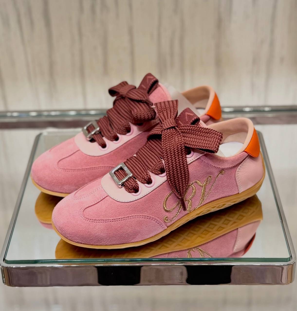 7月1-3日限時優惠💖訂貨🍒美麗德訓鞋 RV 小方扣 Viv Low Sneaker  Size 36/37-39/40