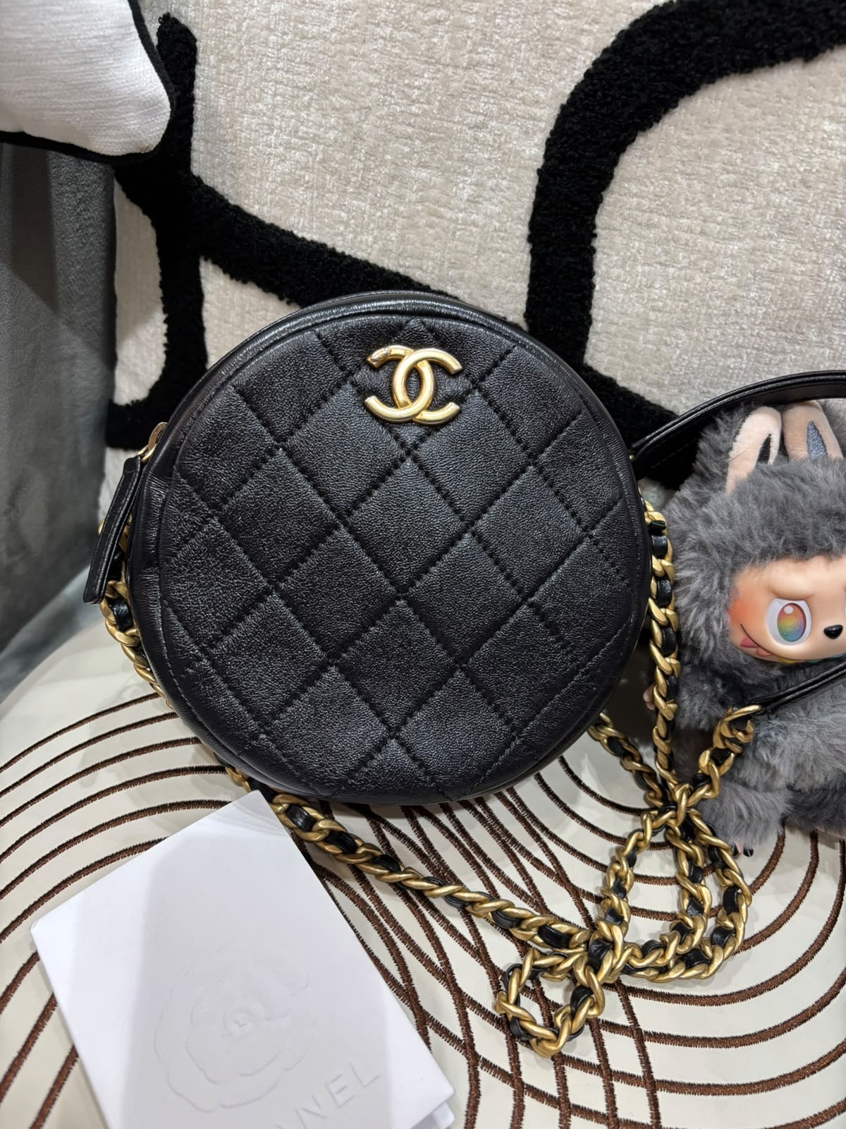 Chanel round chain bag 牛皮金鏈 100%Authentic , 98%new ✅專門店收據 ✅CARD ✅塵袋  ✅盒 