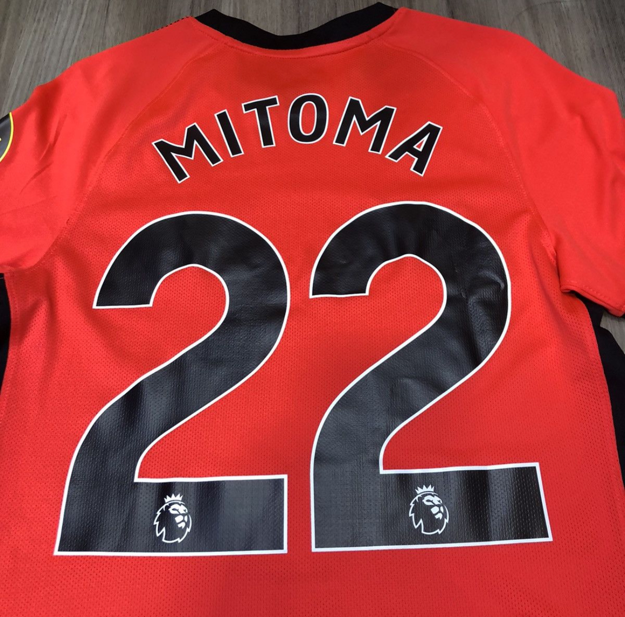 Brighton & Hove 22/23  away shirt  #22 Mitoma 