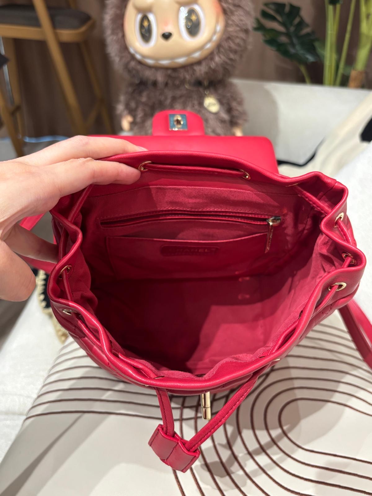 Chanel Classic Backpack 100%Authentic, 98%New ✅23Card✅Dust bag✅Box