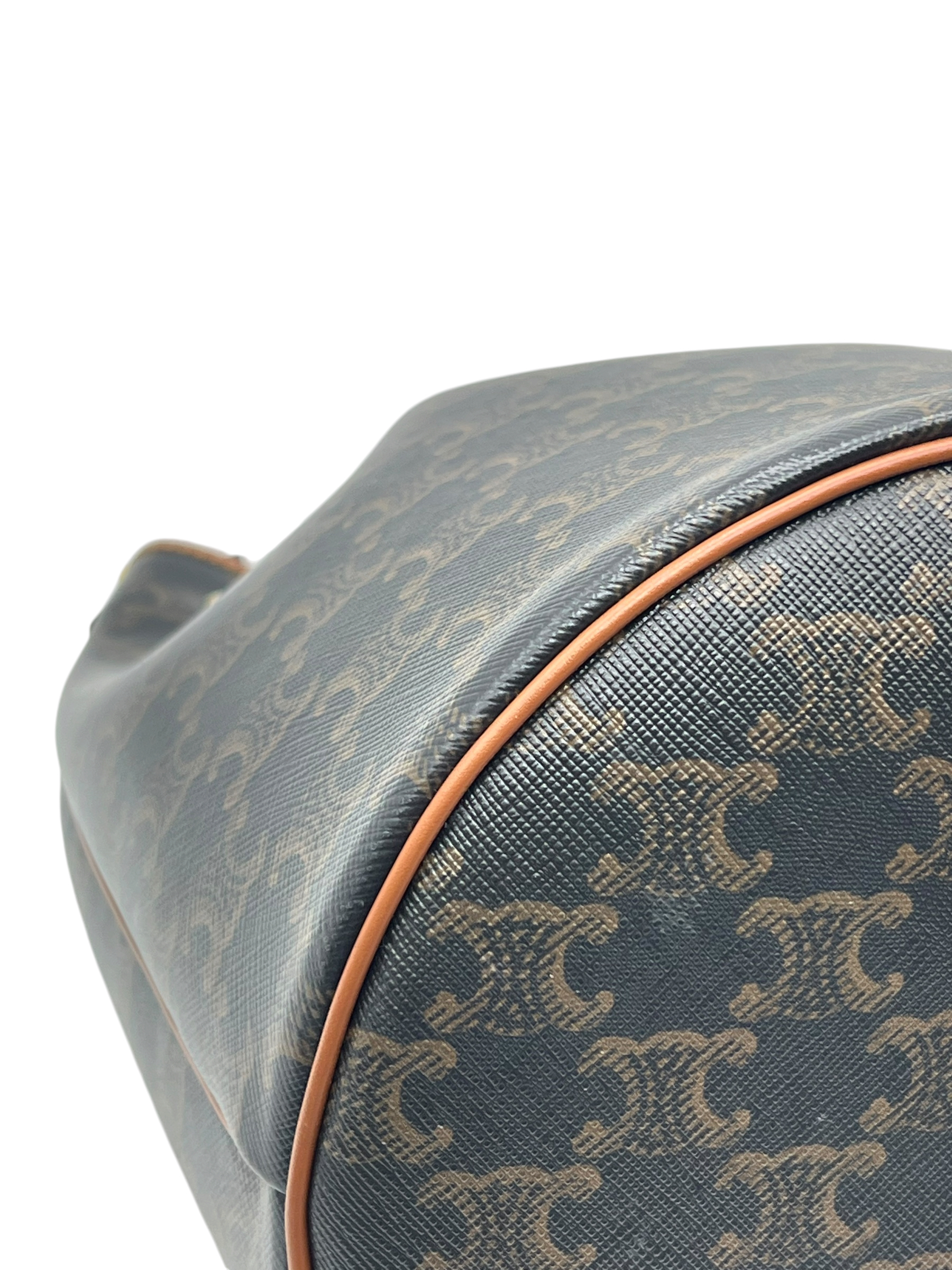 Pre-Owned CELINE Bucket Bag / Product Code: 26051801