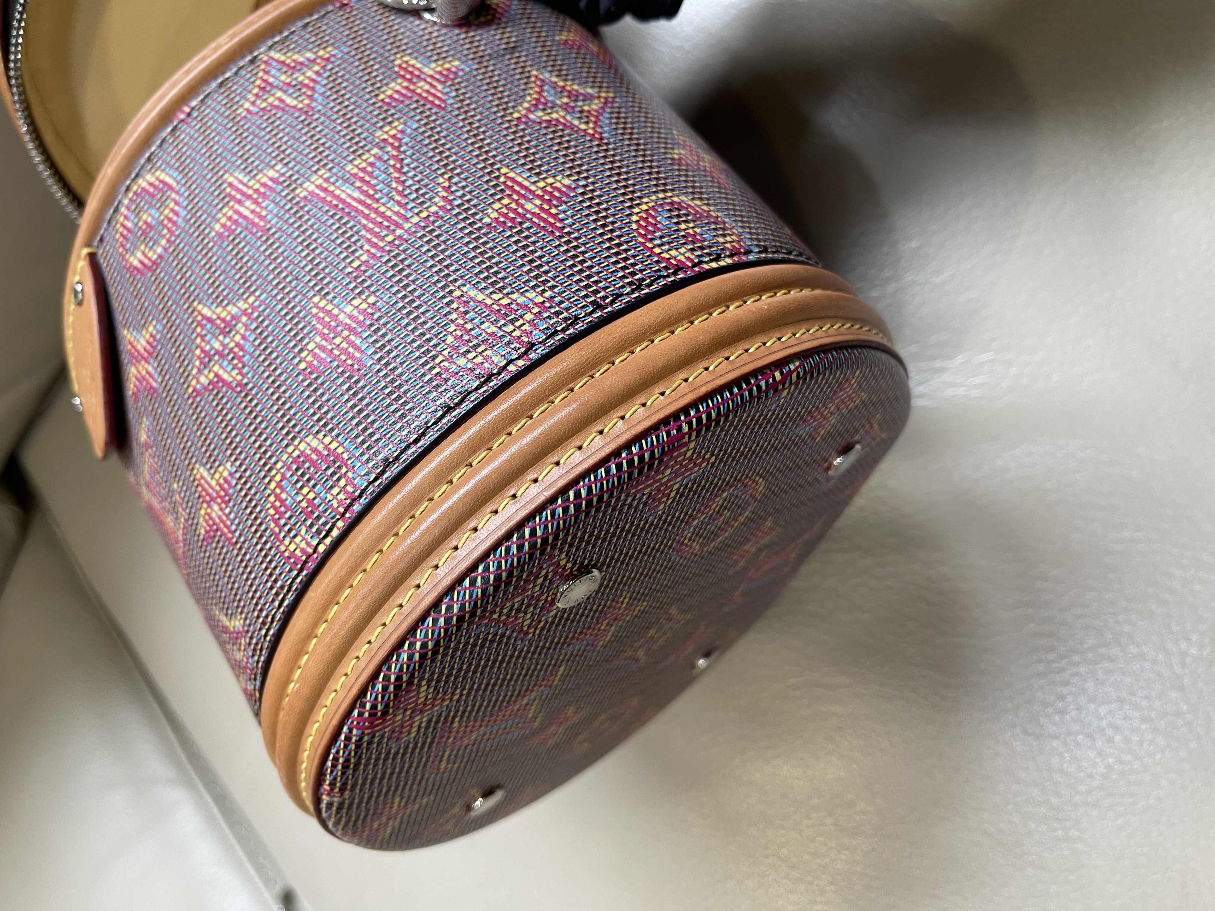 Pre-owned Louis Vuitton Pop Cannes Monogram canvas vanity bag