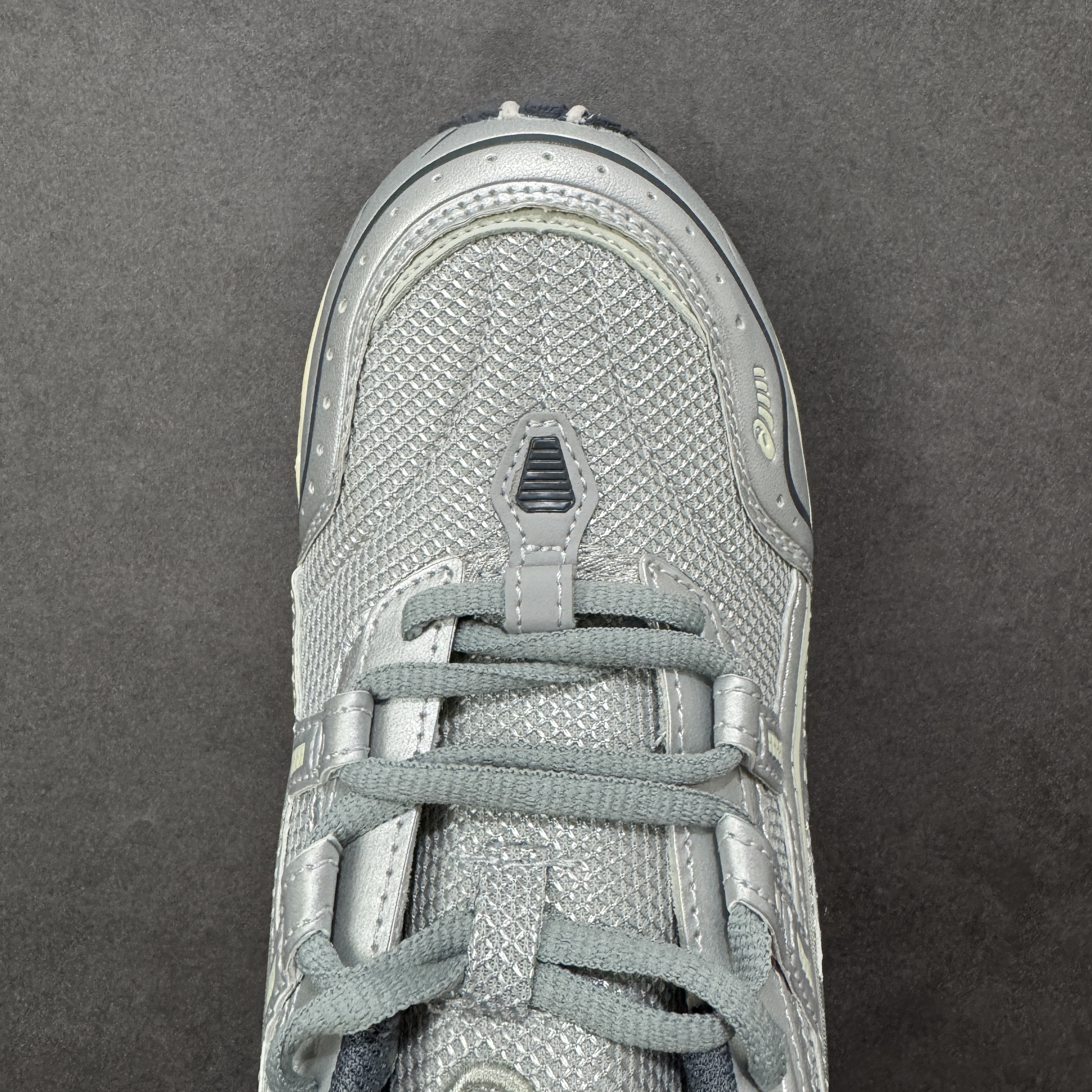 Asics GEL-1090 1203A241-020