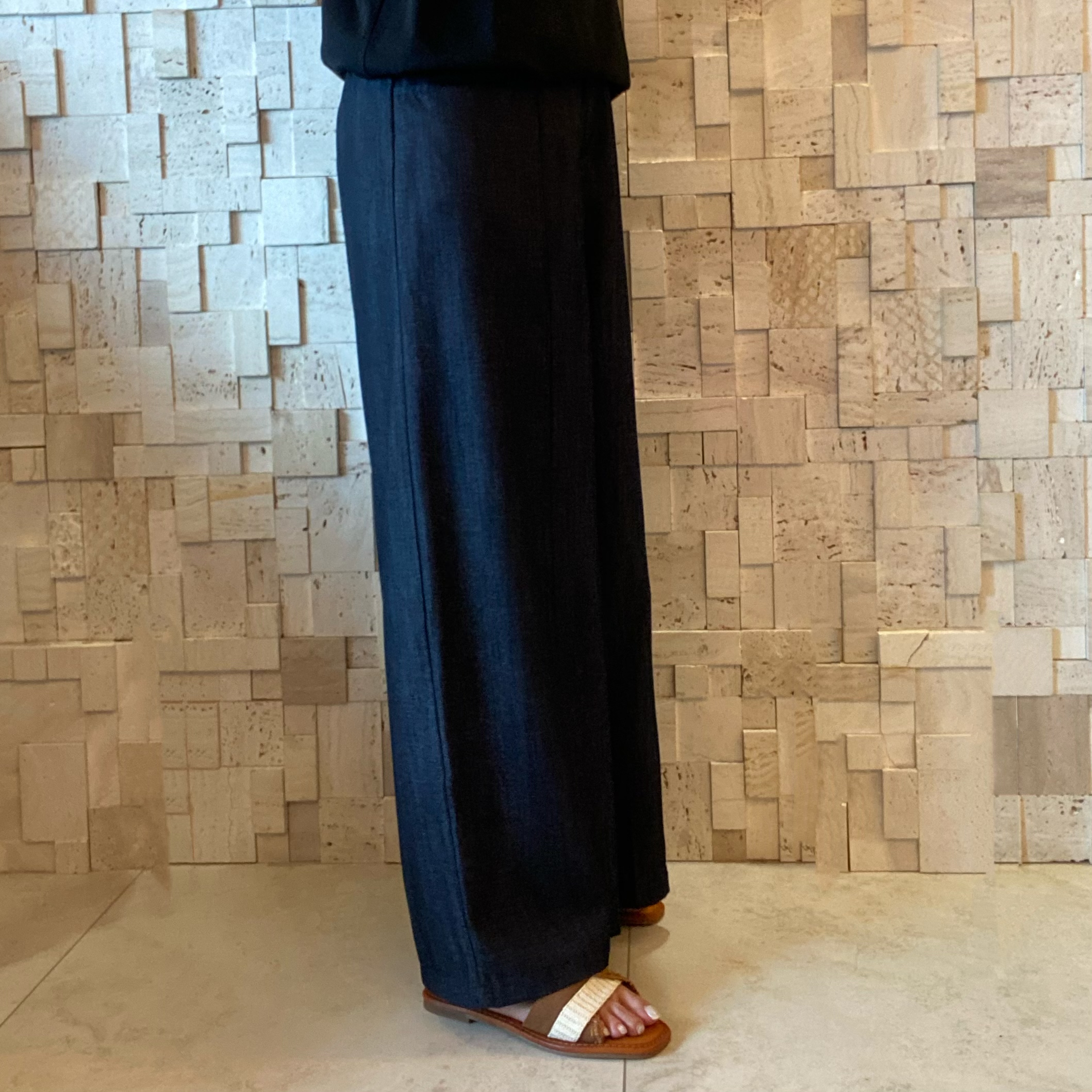 B00564 垂墜感闊腿褲