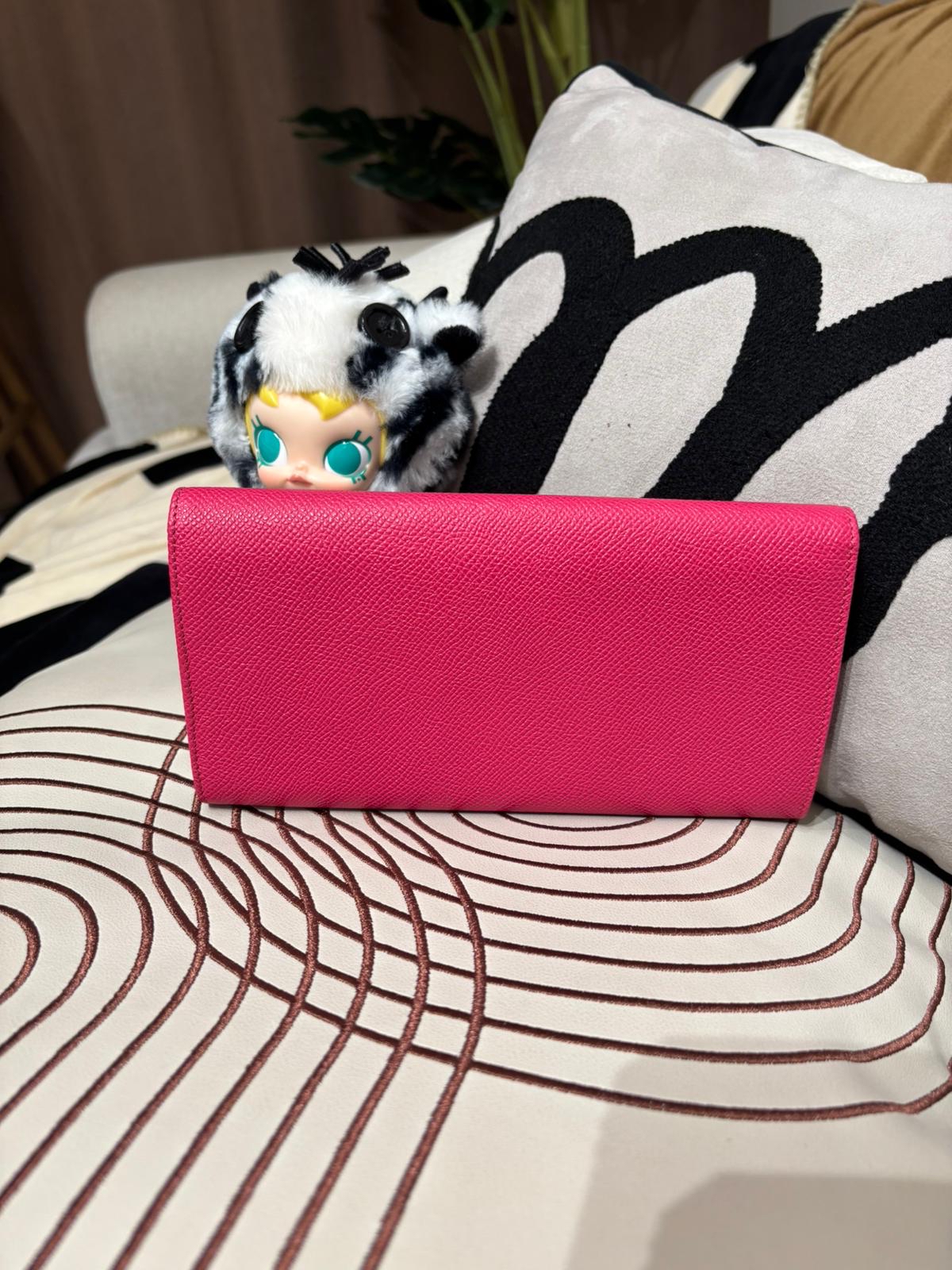 Loewe Long Wallet Calfskin 100%Authentic, 99%New ✅Dust bag