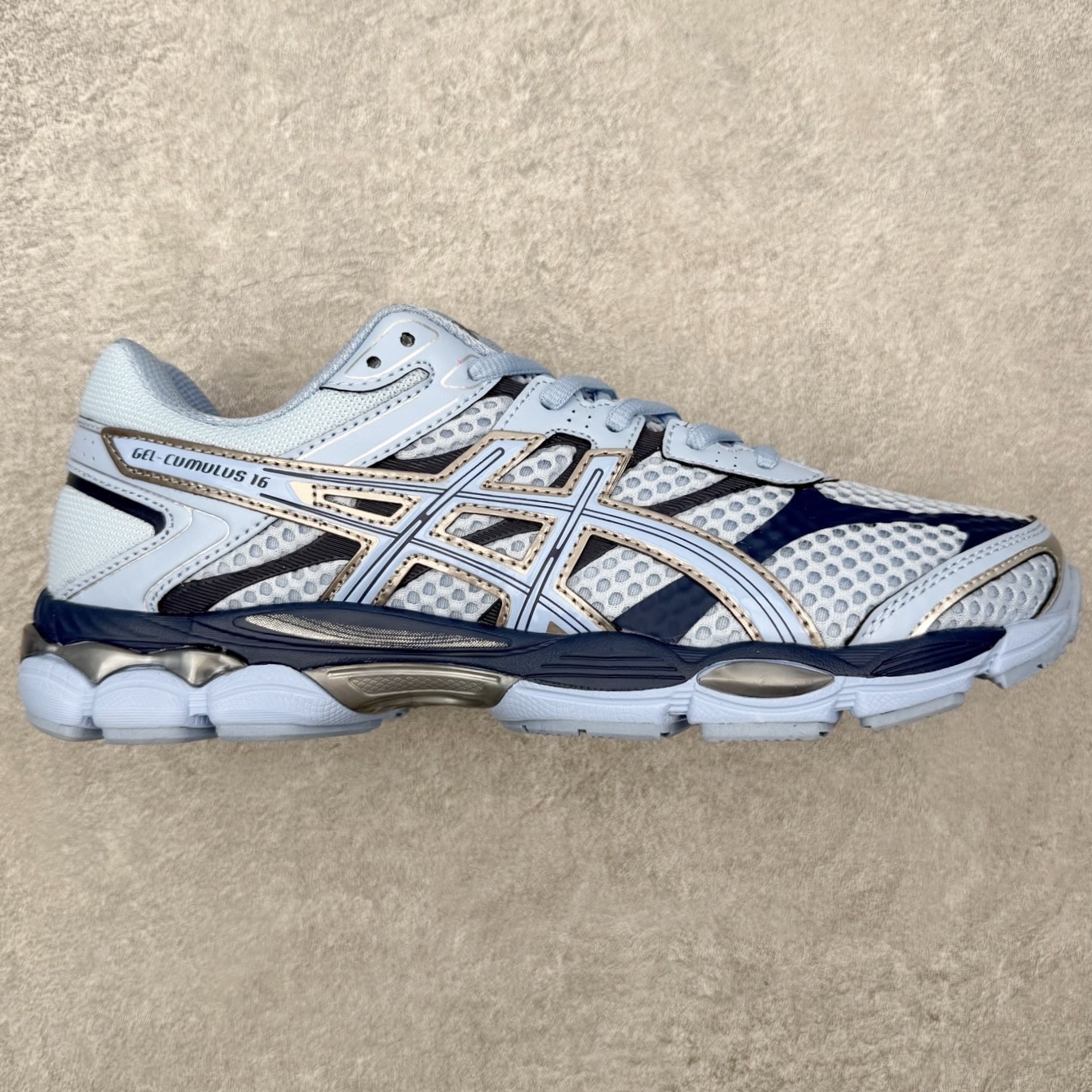 Asics Gel-Cumulus 16