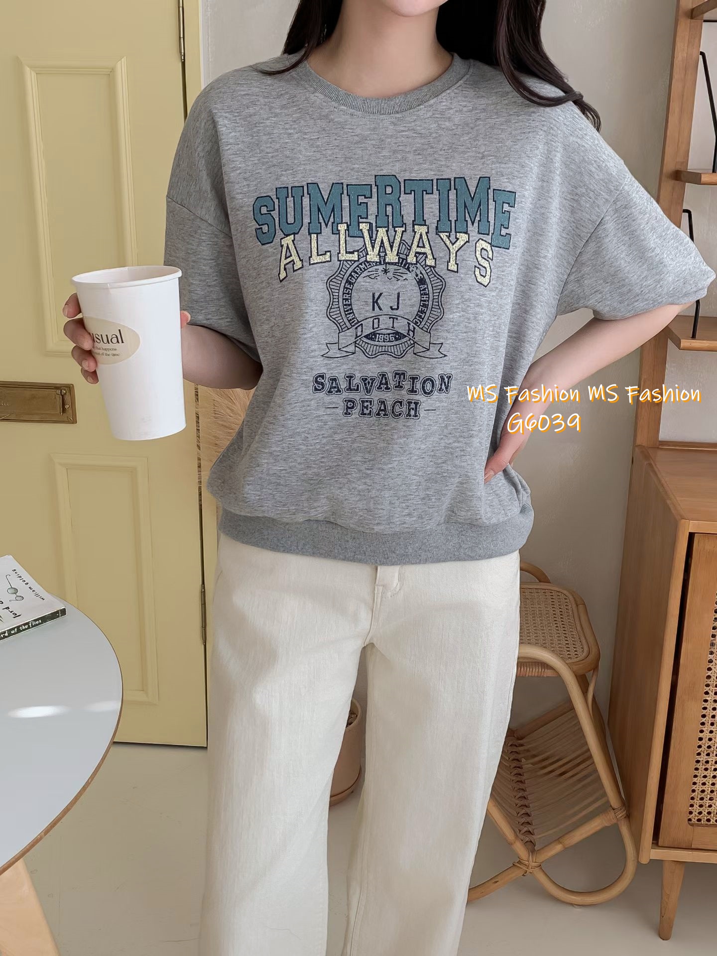 G6039 韓國🇰🇷拼色字母print top