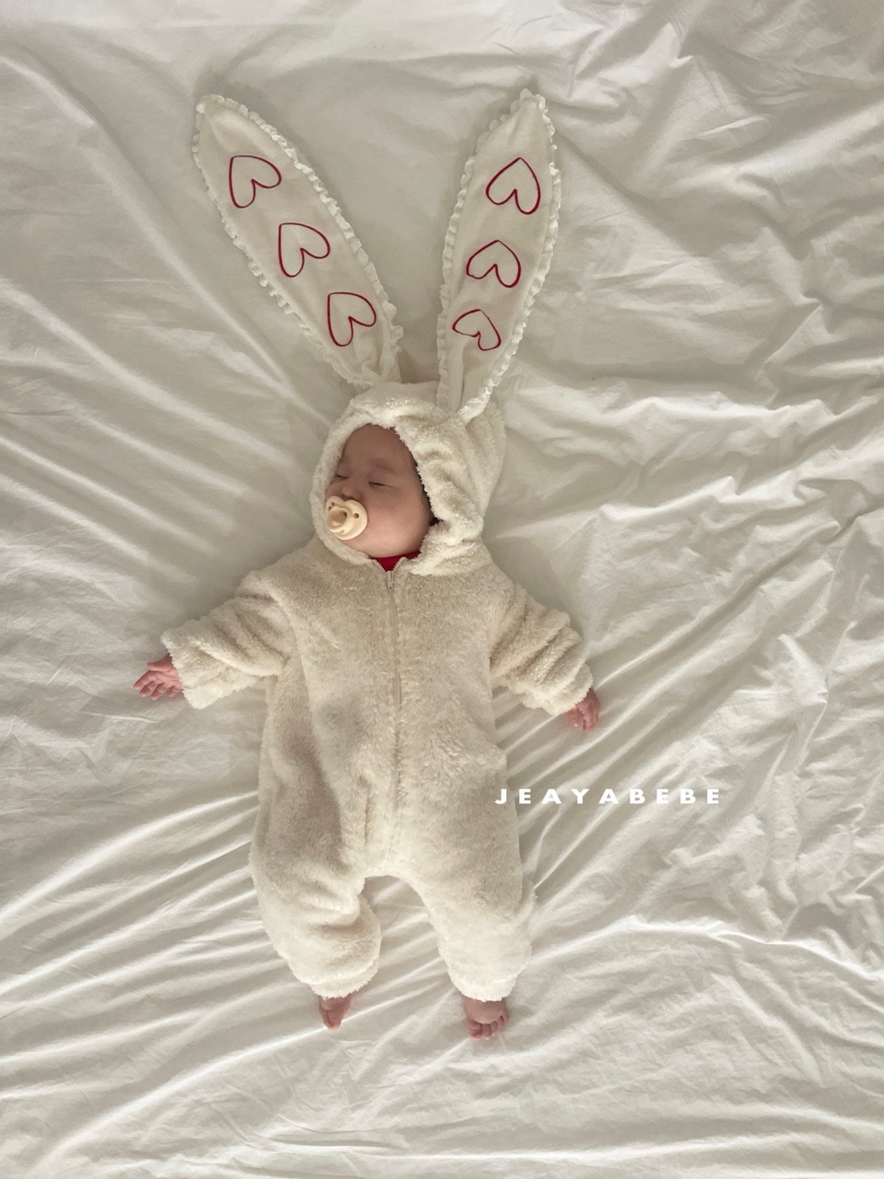 Jeayabebe | Rabbit suit Cream