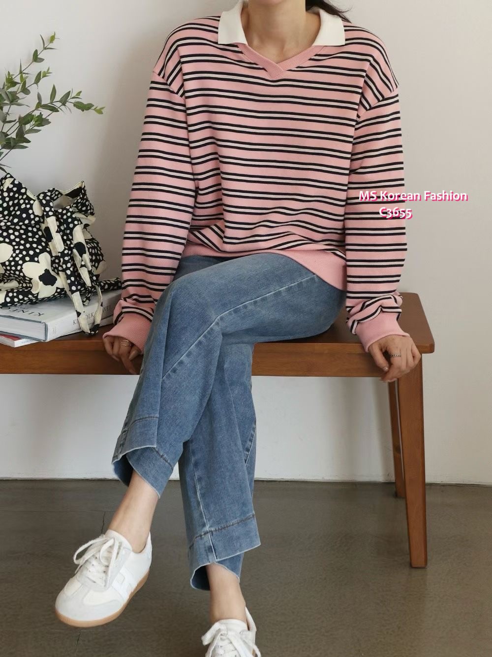 C3655 韓國🇰🇷靚色反領橫間top