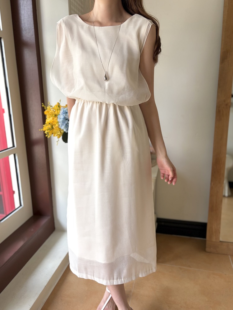 The Romance Two-Way Dress (Cream)