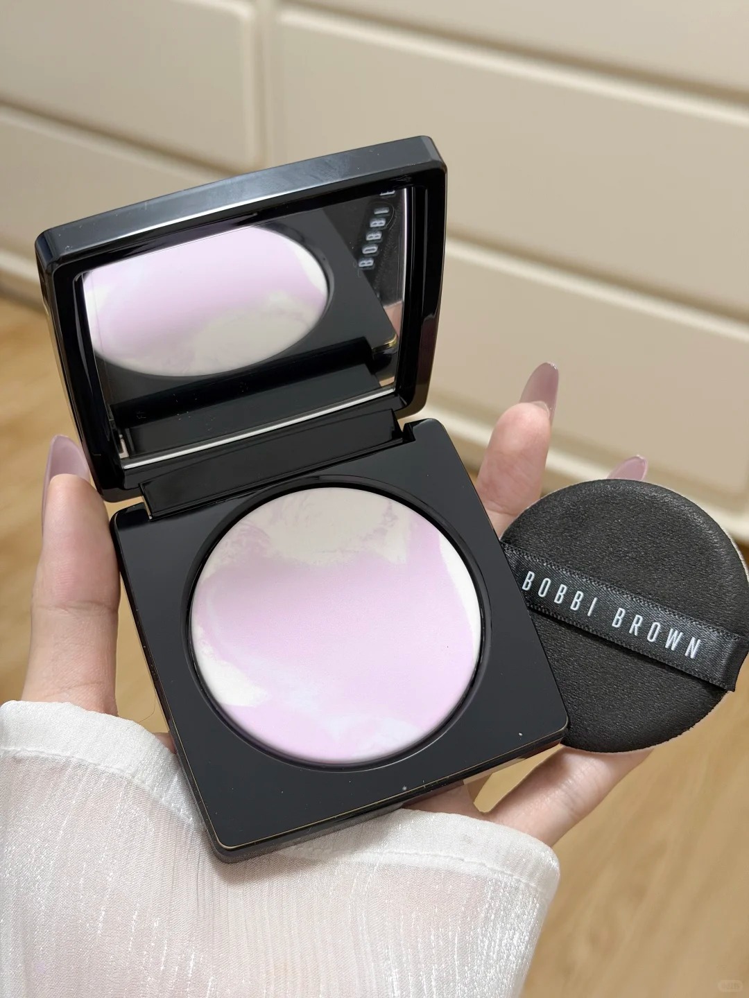 2026限定！Bobbi Brown 芭比波朗 BB 薰衣草紫五花肉粉餅