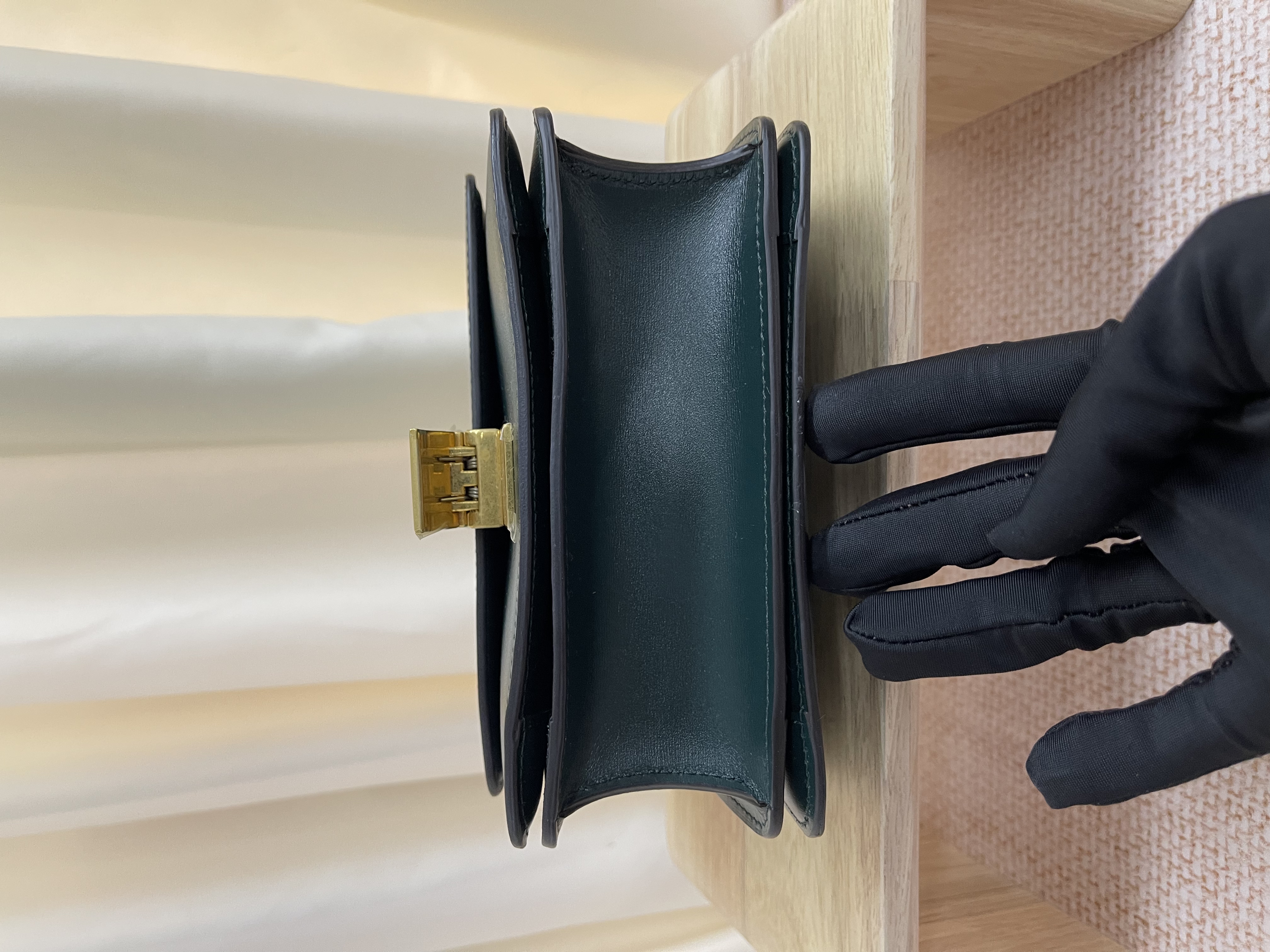 Pre-owned Celine Box/ Product Code: 26022001