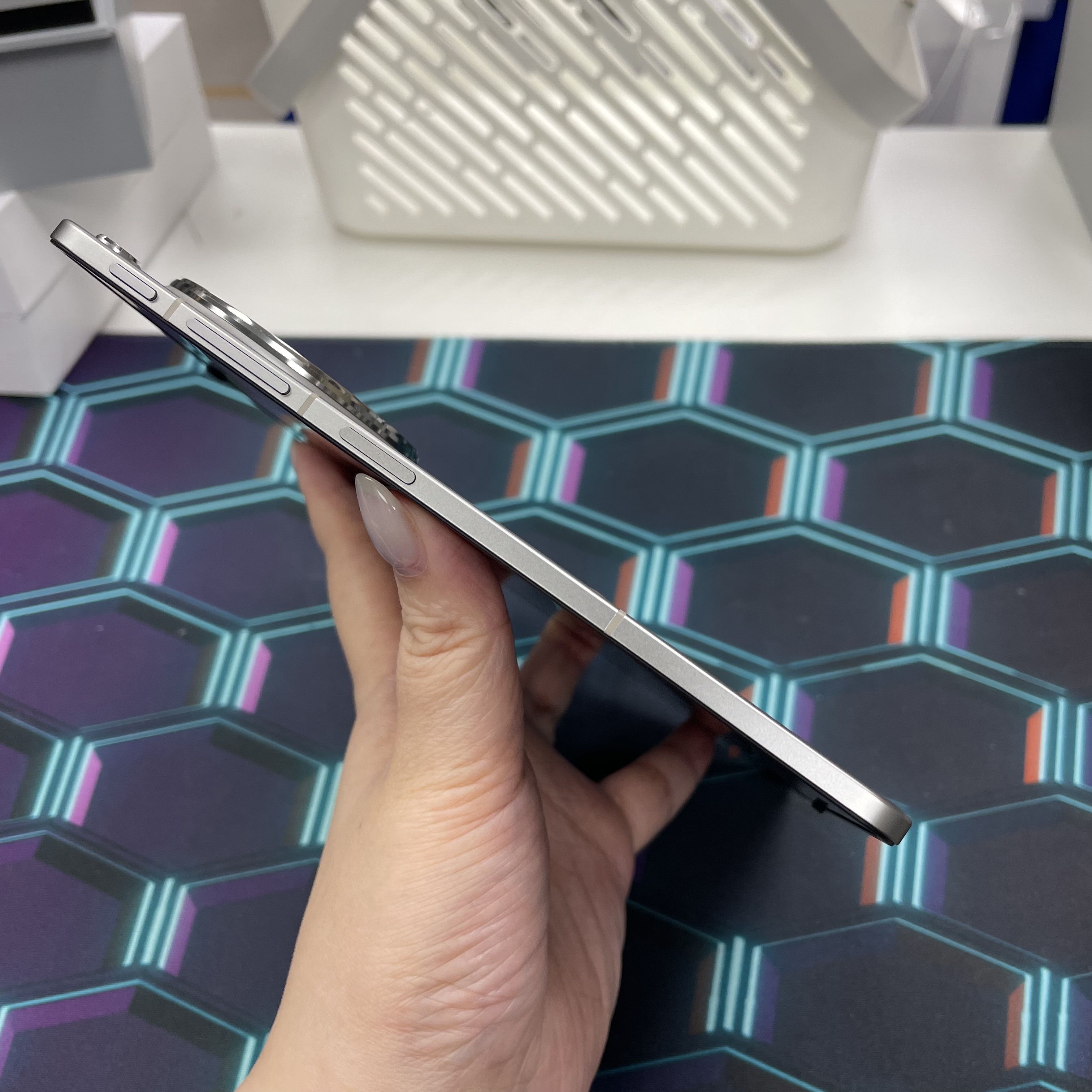 *6594 Oppo Find N6 勁靚機 16+512GB 深空鈦 gray