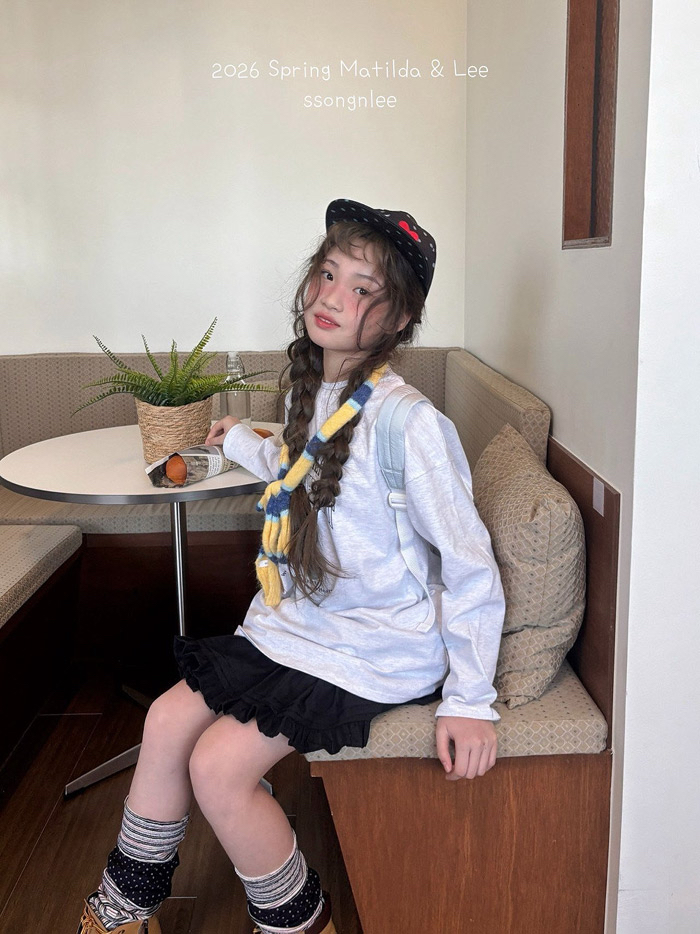 🇰🇷Matilda&Lee tee