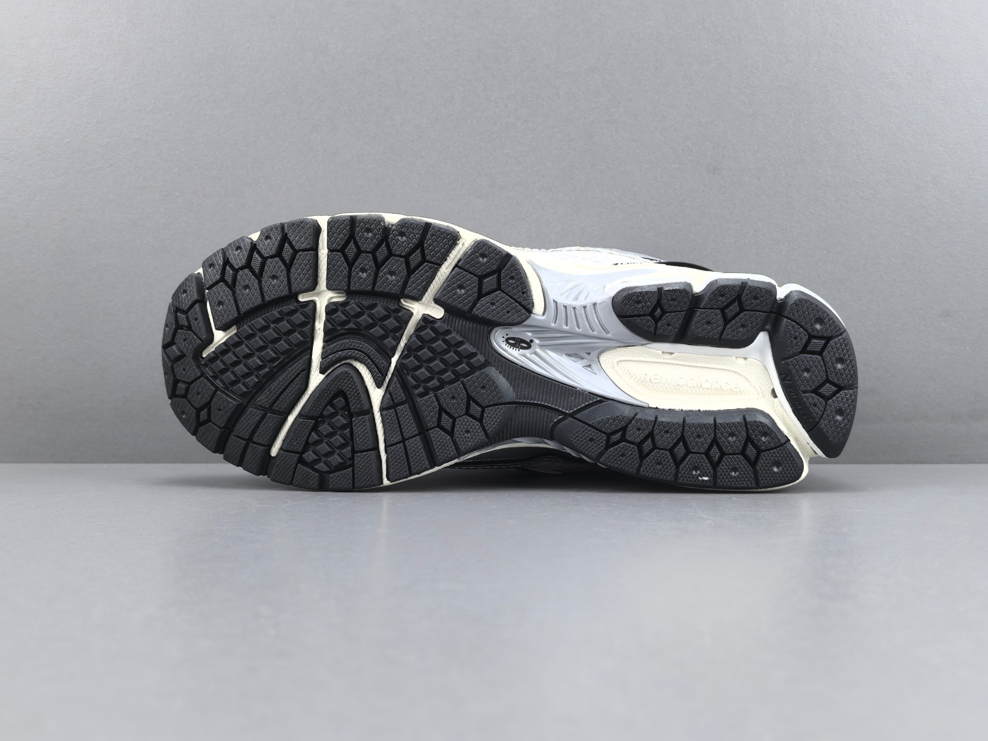 New Balance 1906R U1906RER