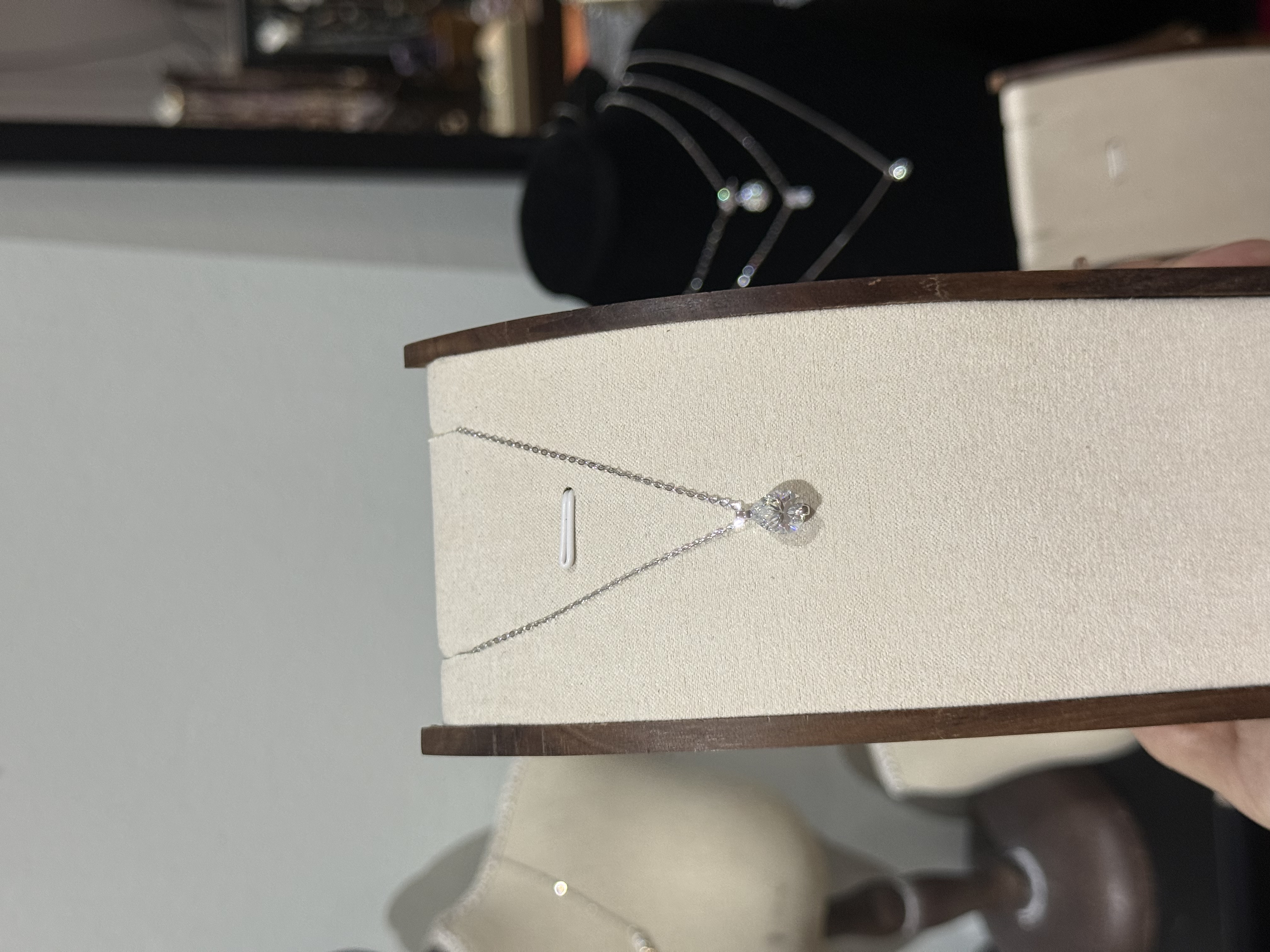简约水滴2克拉莫桑钻项链 Simple Teardrop Moissanite Necklace 2 Carat