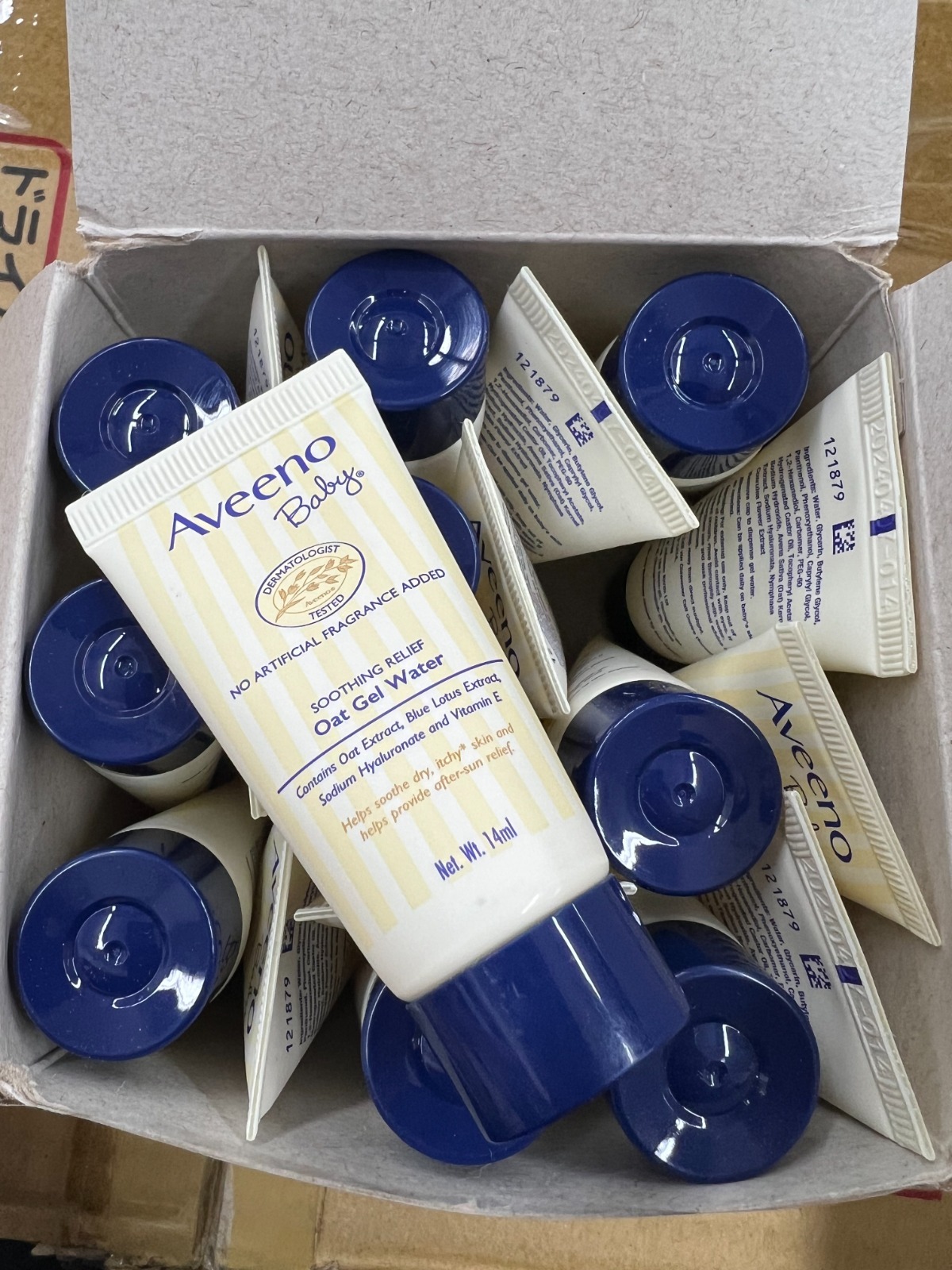 AVEENO 燕麥舒緩精華露(14ml) -1枝 現貨