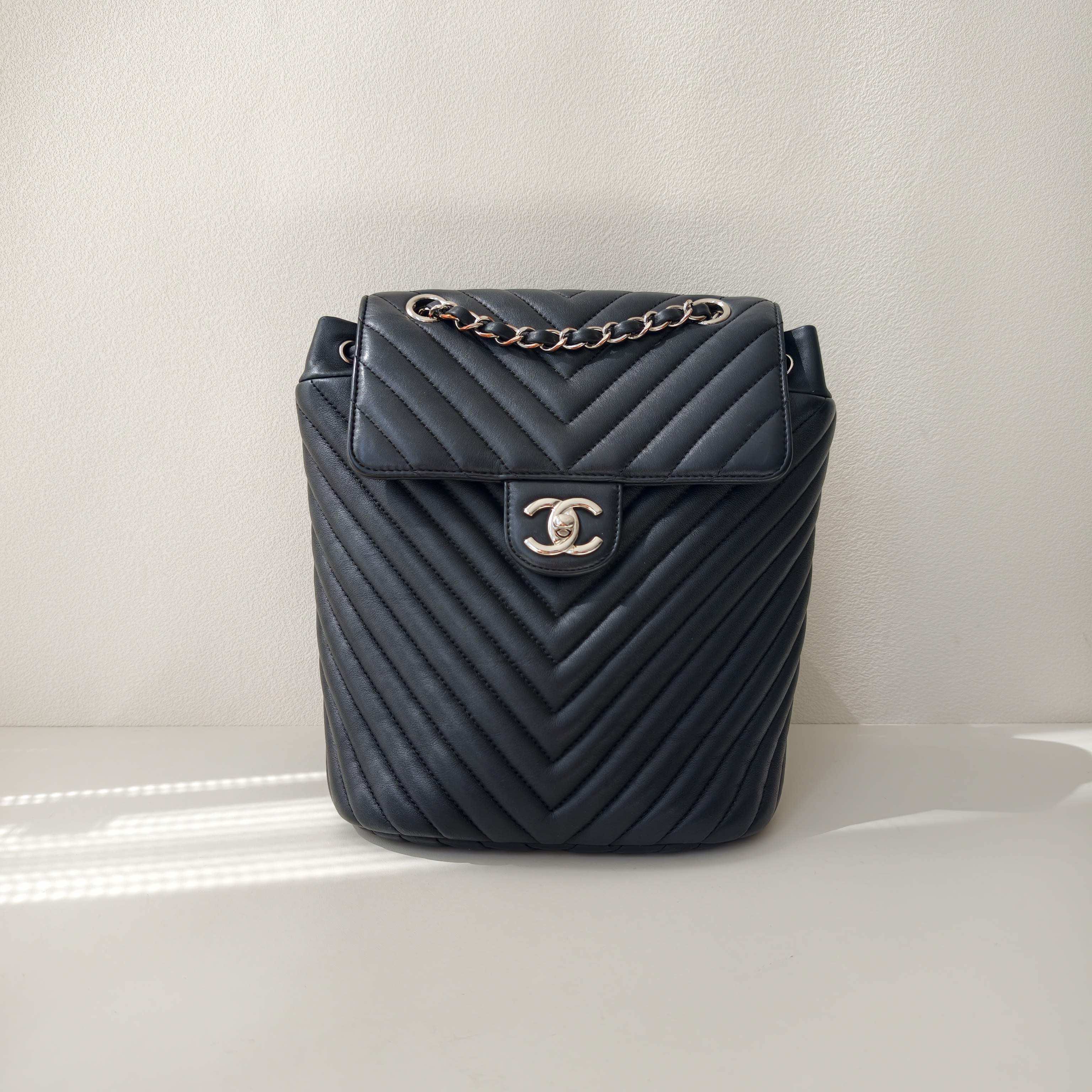 【預訂貨品】Chanel黑色小牛皮書包