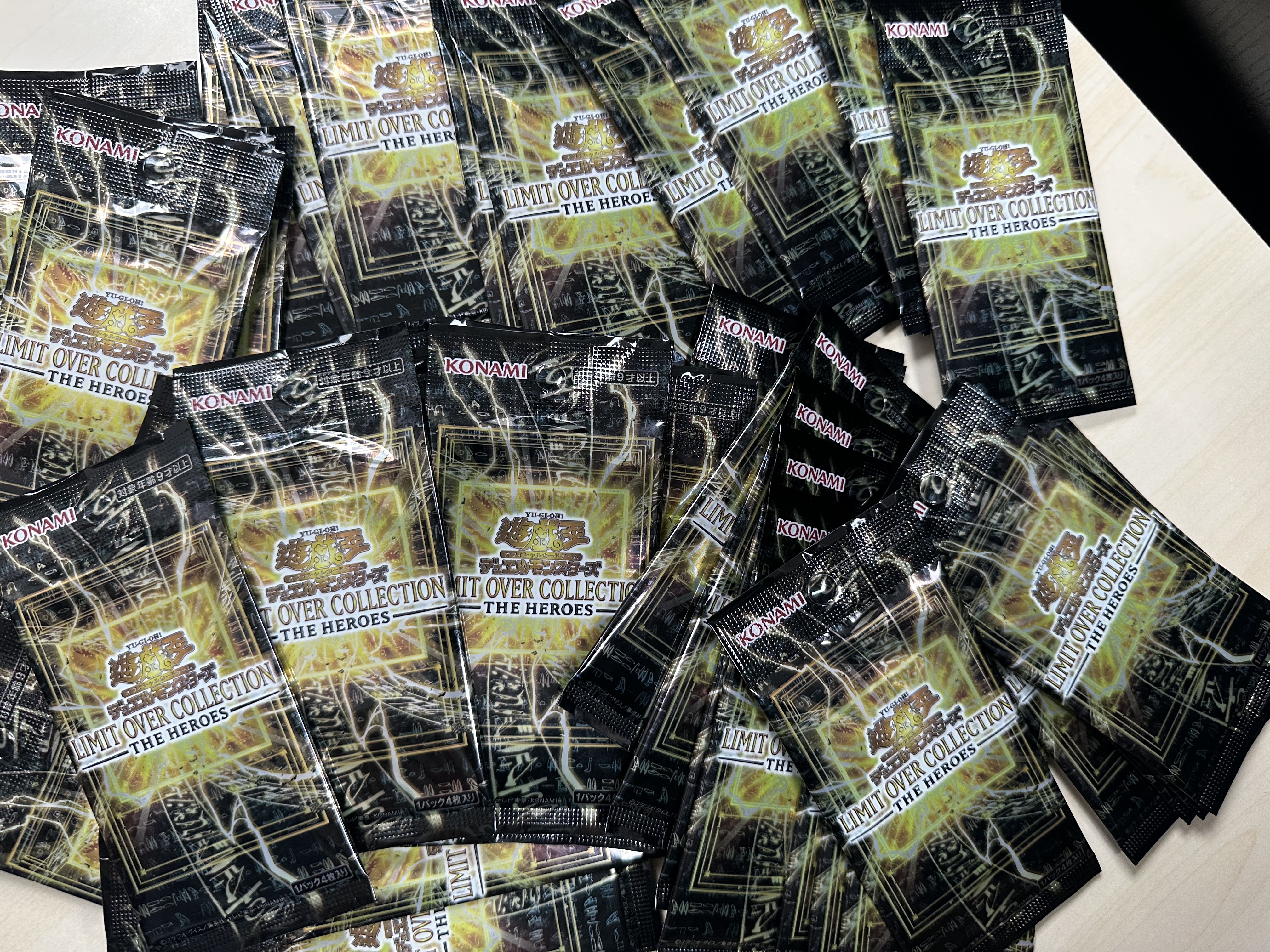 LOCH LIMIT OVER COLLECTION -THE HEROES- 原包