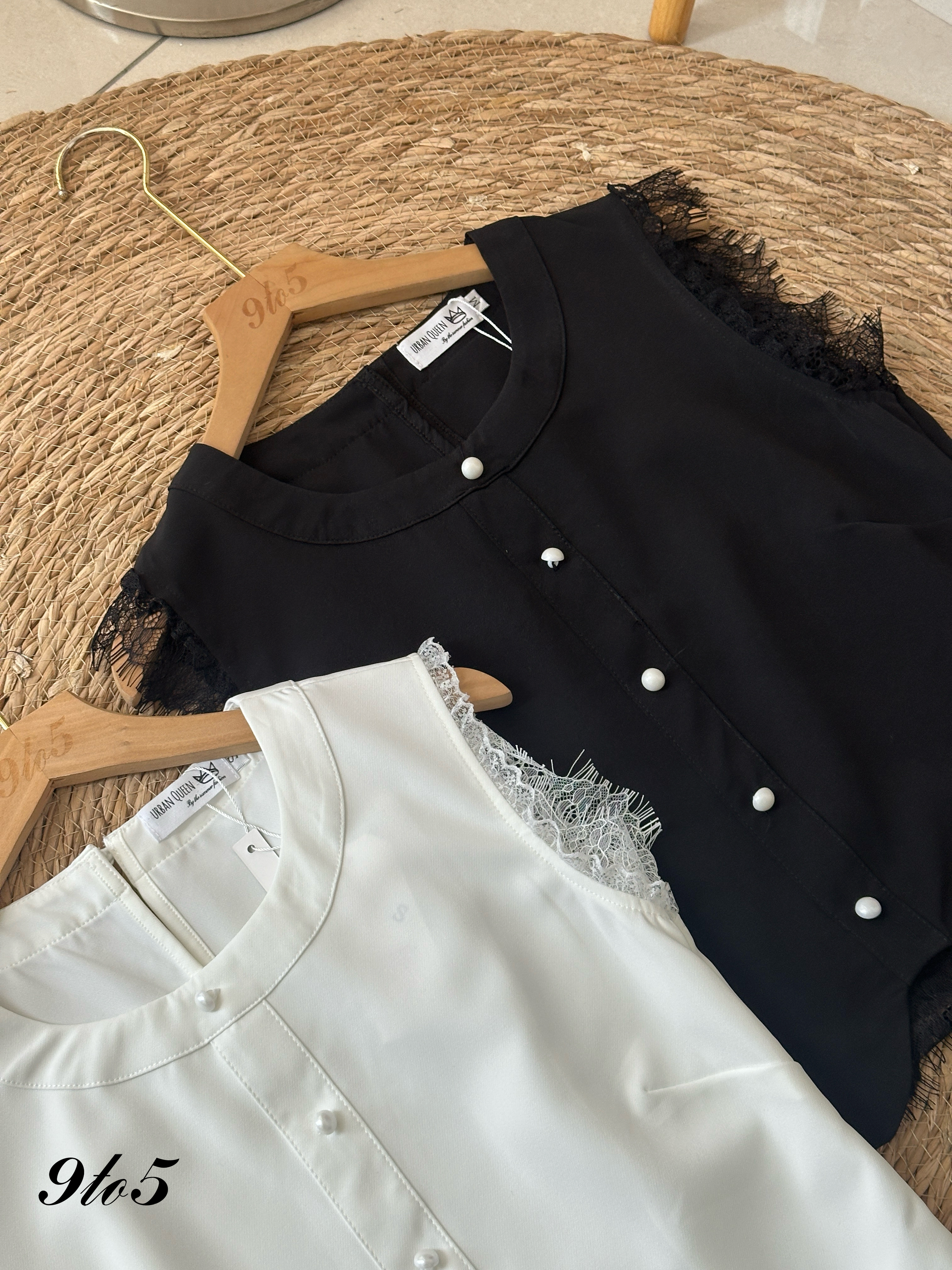 T3985 Lace Sleeve Wavy Top - 3 Colors