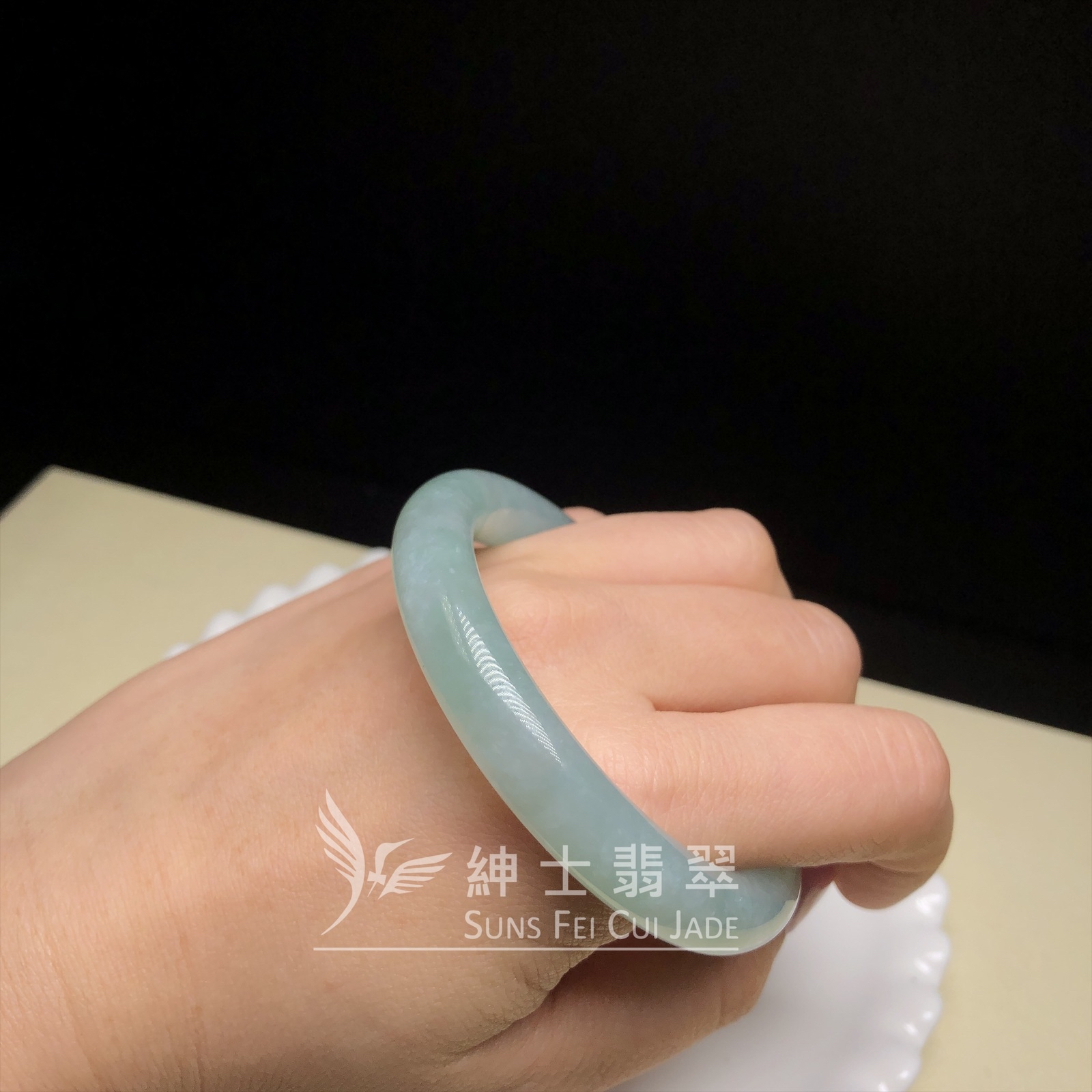 大馬坎水石淡綠福鐲52.4  C06268