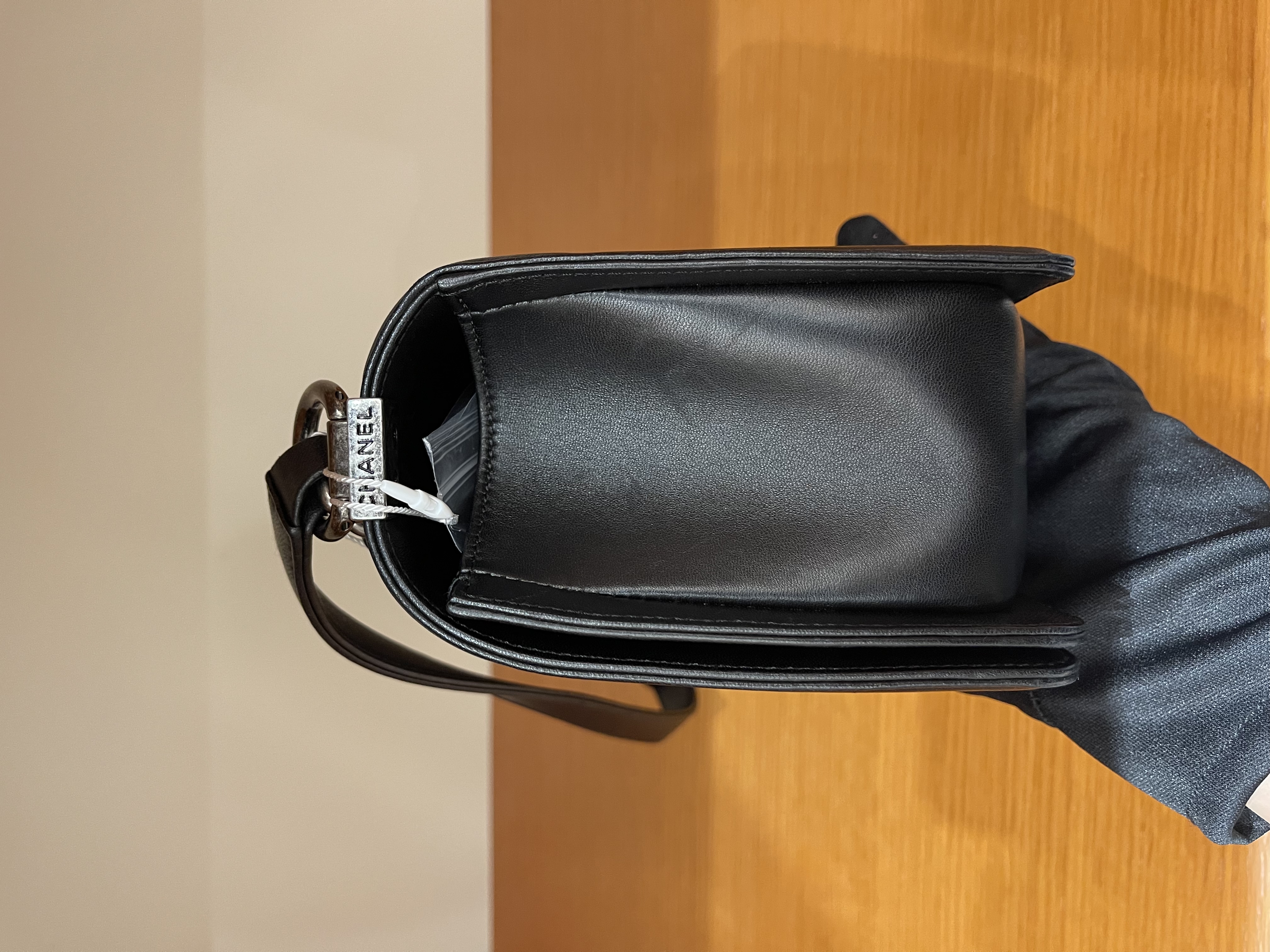 直播貨品 |  [1個-$100 2個-$300］ HH01