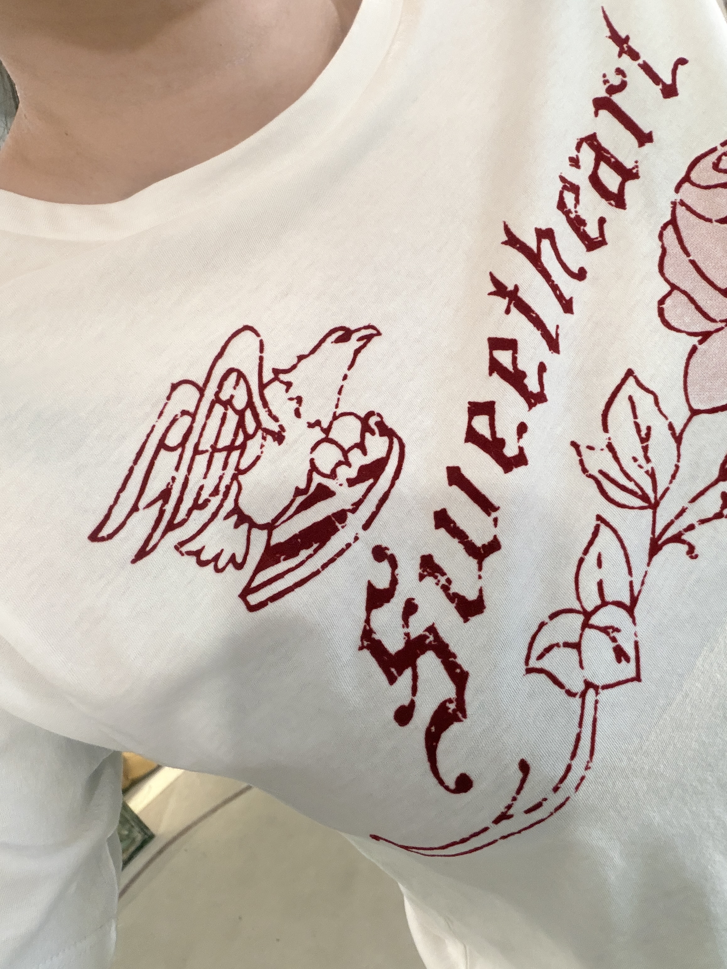 Rose tee