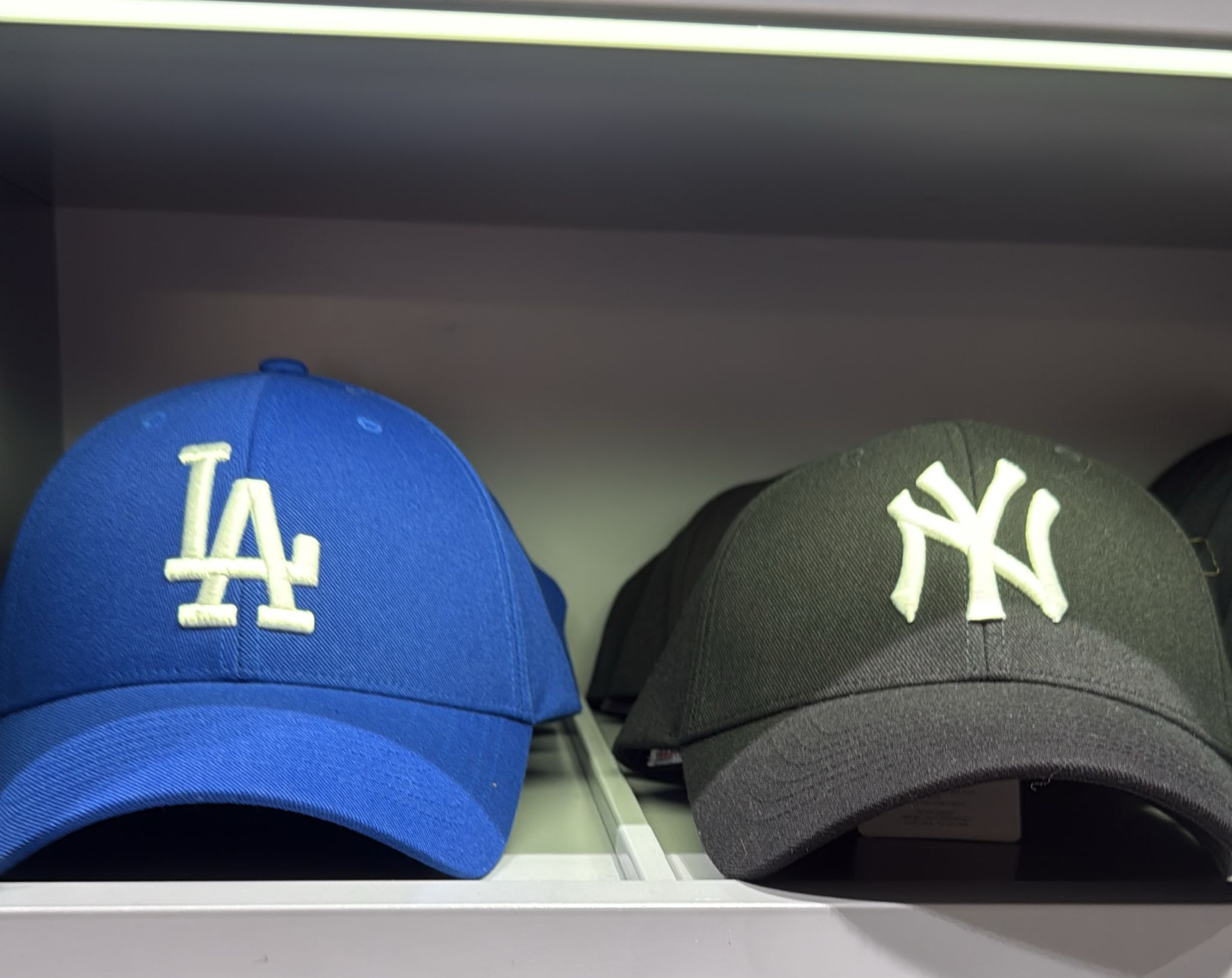 MLB cap 大logo 🧢 韓國折扣價