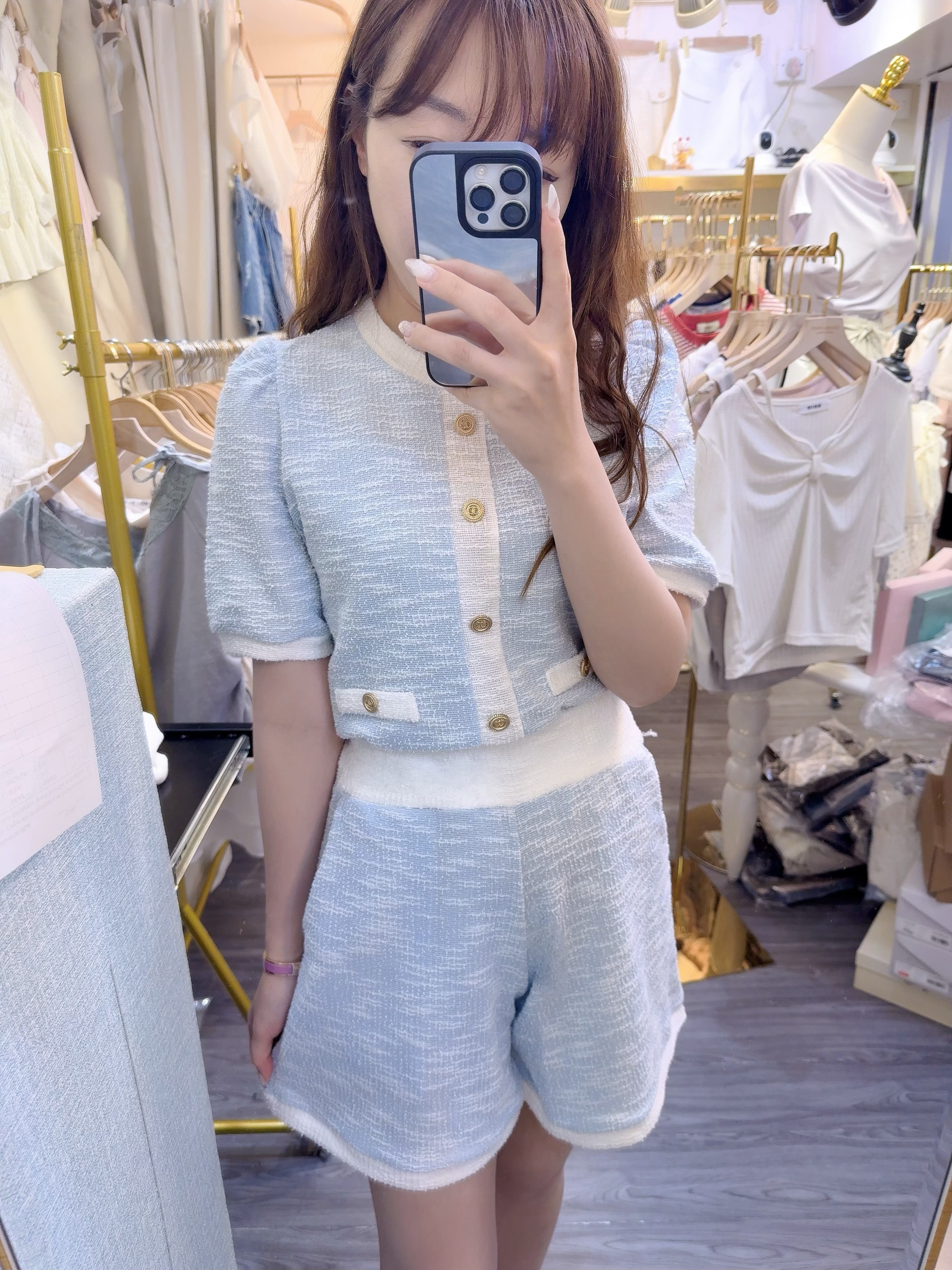 大推的一套co co set🩷小香風🍋適合任何場合重點細小女生和肉肉女都carry得到上衣和褲子cutting 都十分好