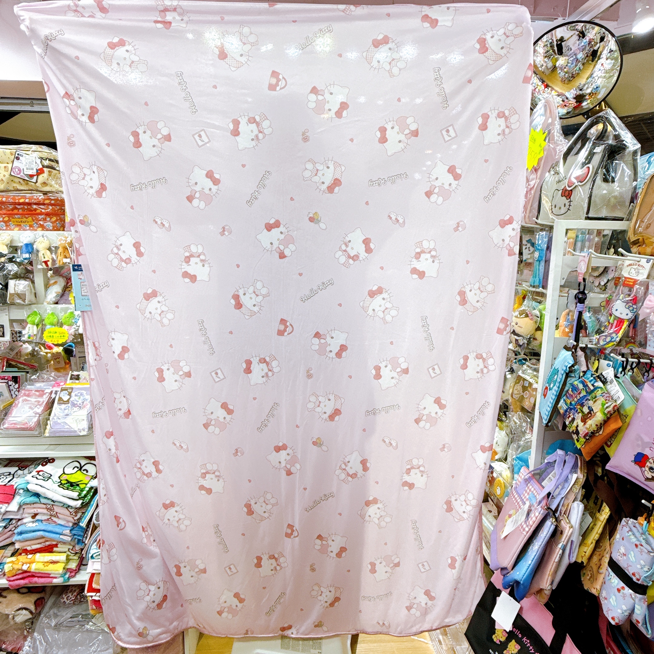 日本直送Hello Kitty冷感被190x140 cm