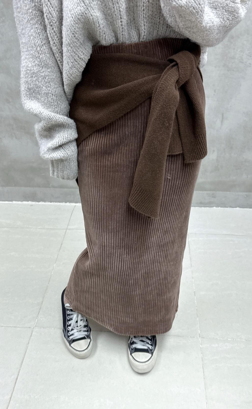 BB冷立體繩英文字Top