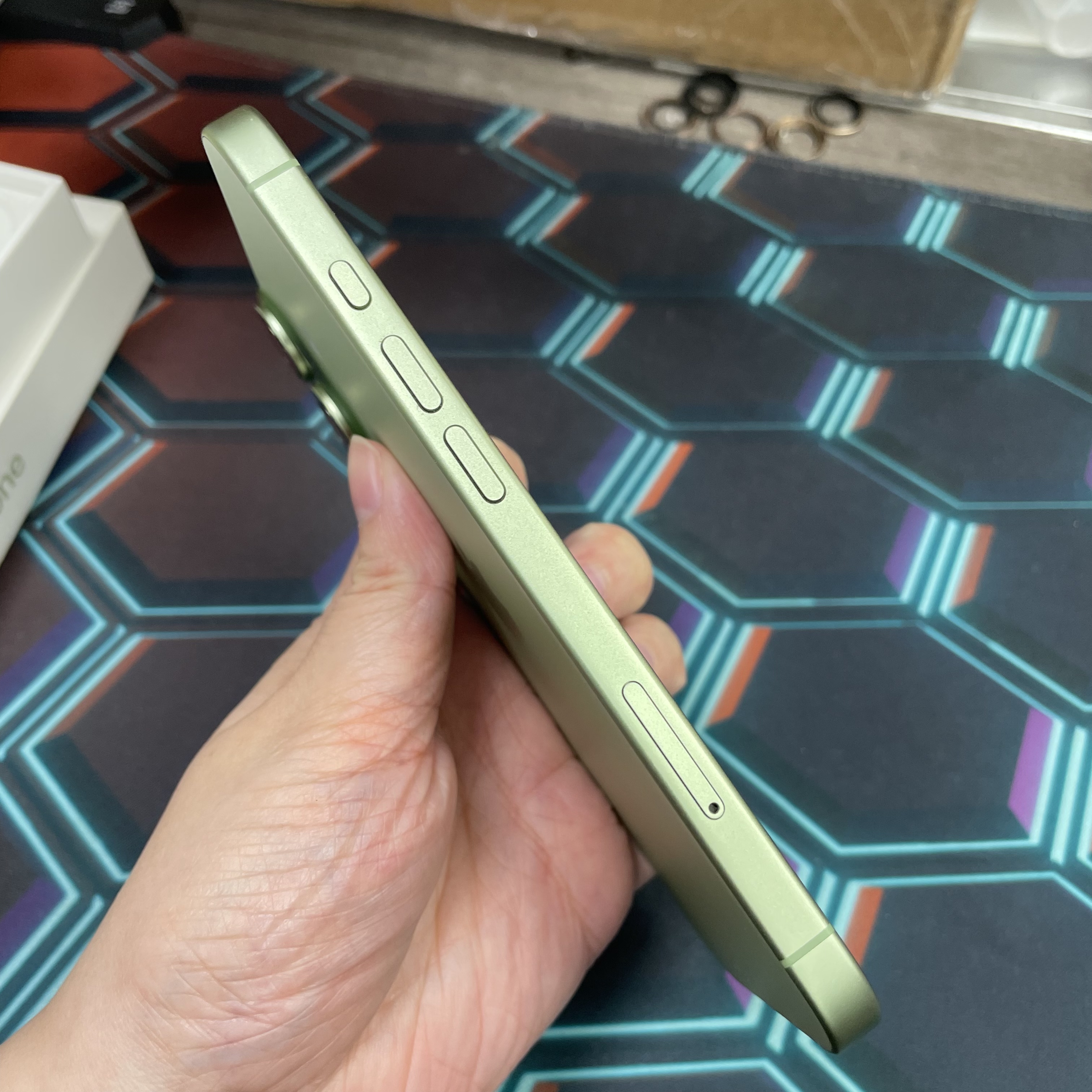 *8348 17 完美機 256GB 電88 綠色 green