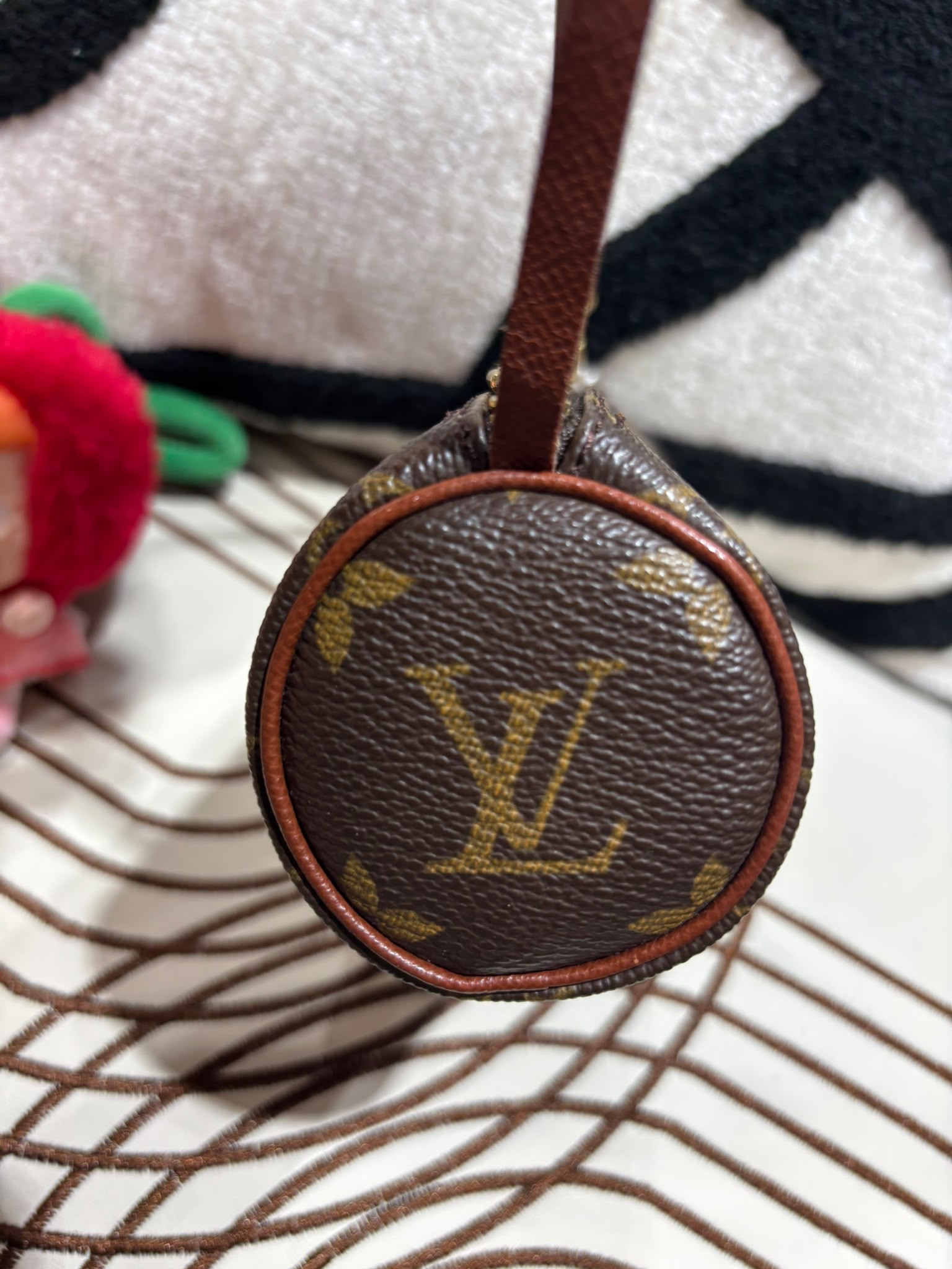 Louis Vuitton LV mini papillon bag monogram 100%Authentic, 98%New