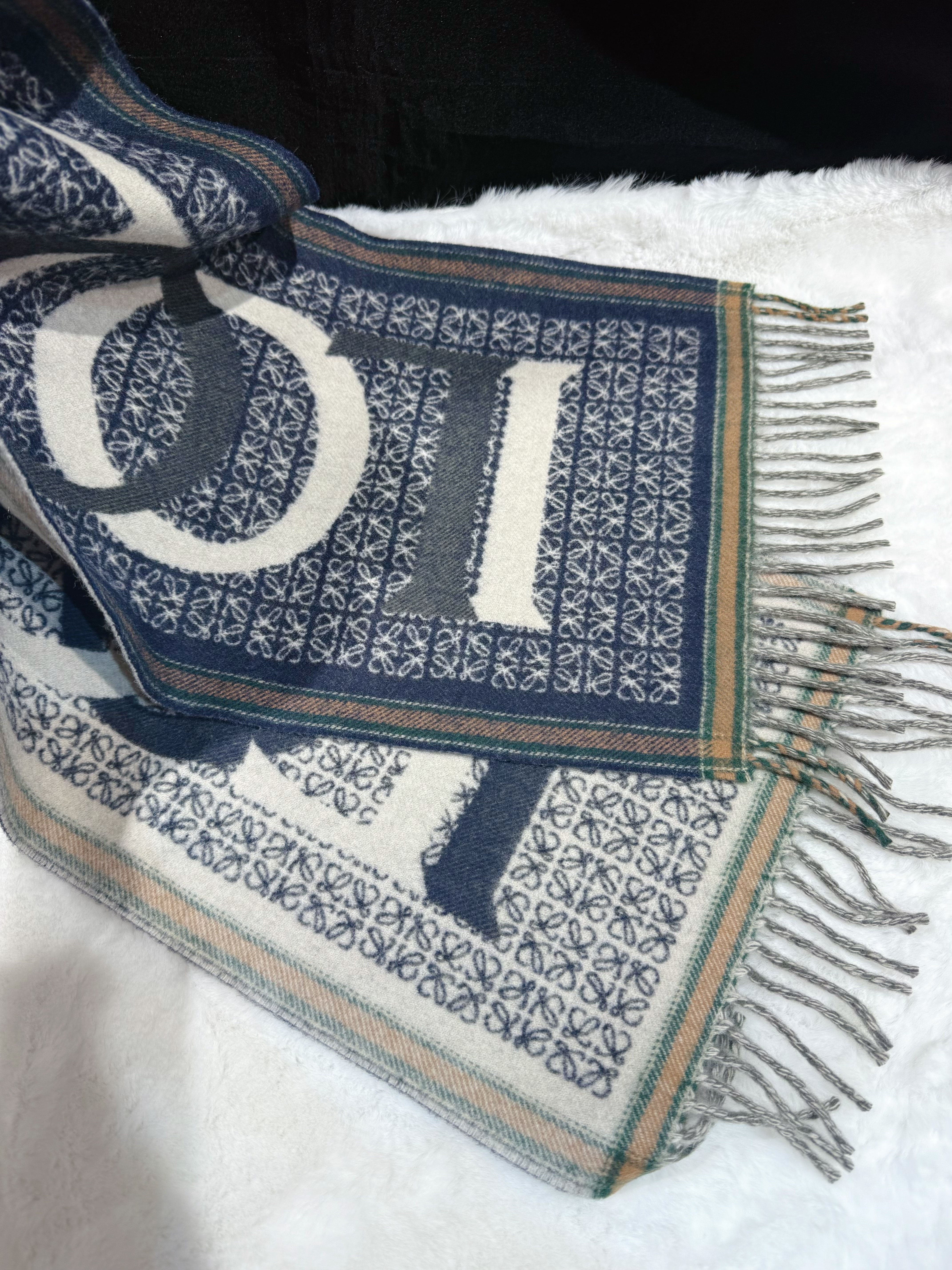 Loewe Love jacquard scarf navy
