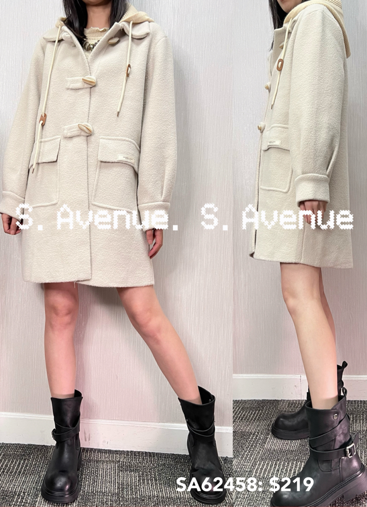 SA62458: 長袖長身牛角鈕有帽絨褸