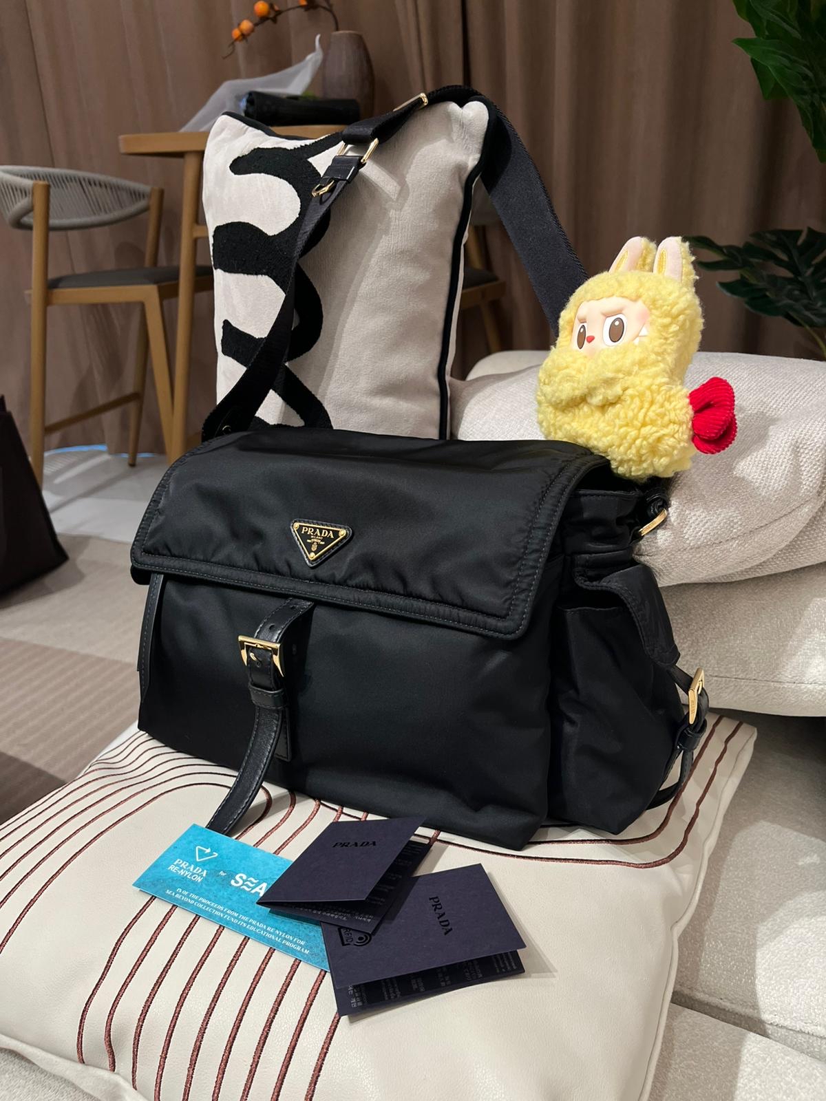 PRADA Re-Nylon Explore 2 way bag 1BD391, 100%aauthentic, 98%New ✅收據副本 ✅Dust bag