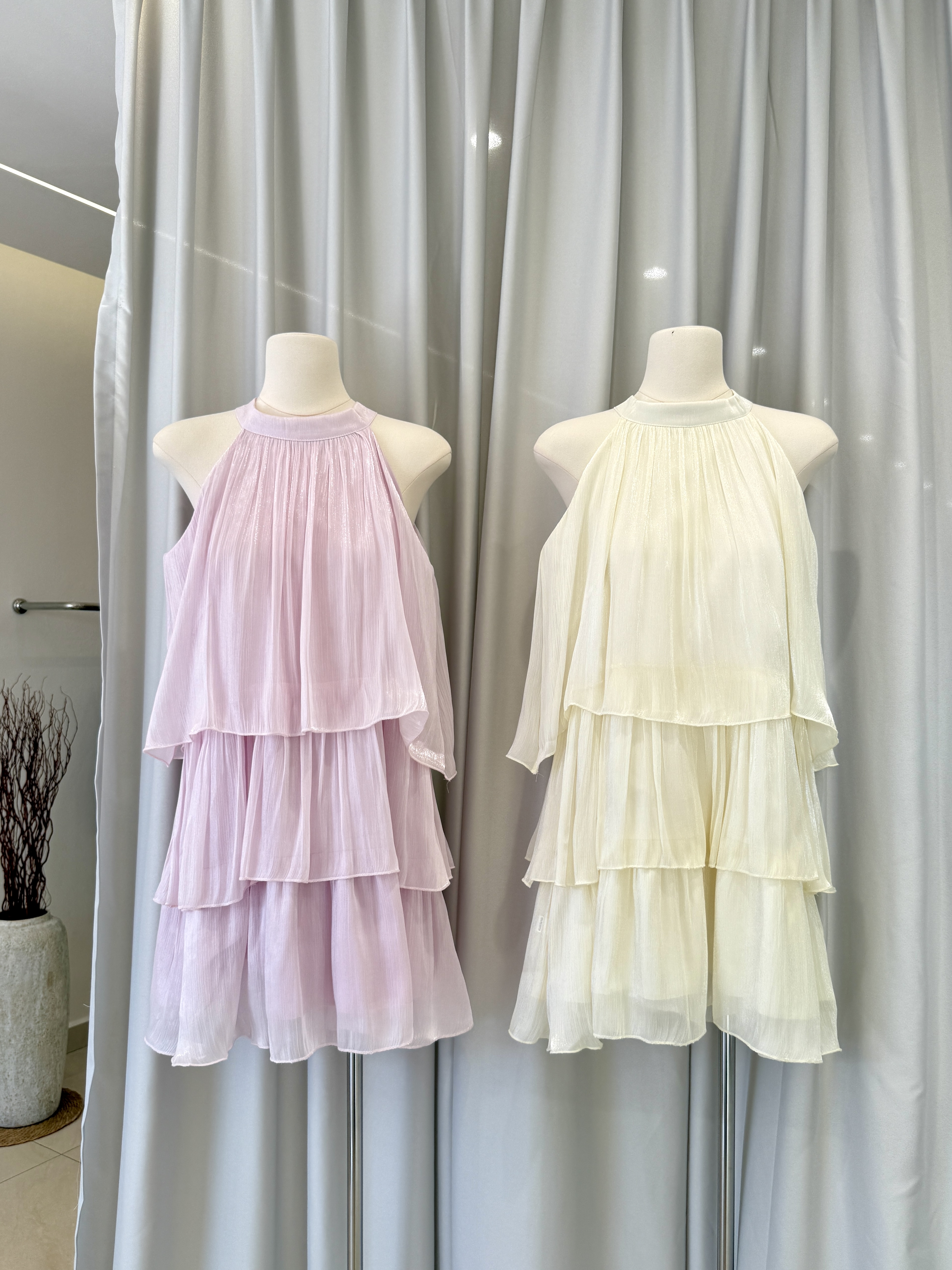 6757 甜美温柔挂脖蛋糕裙