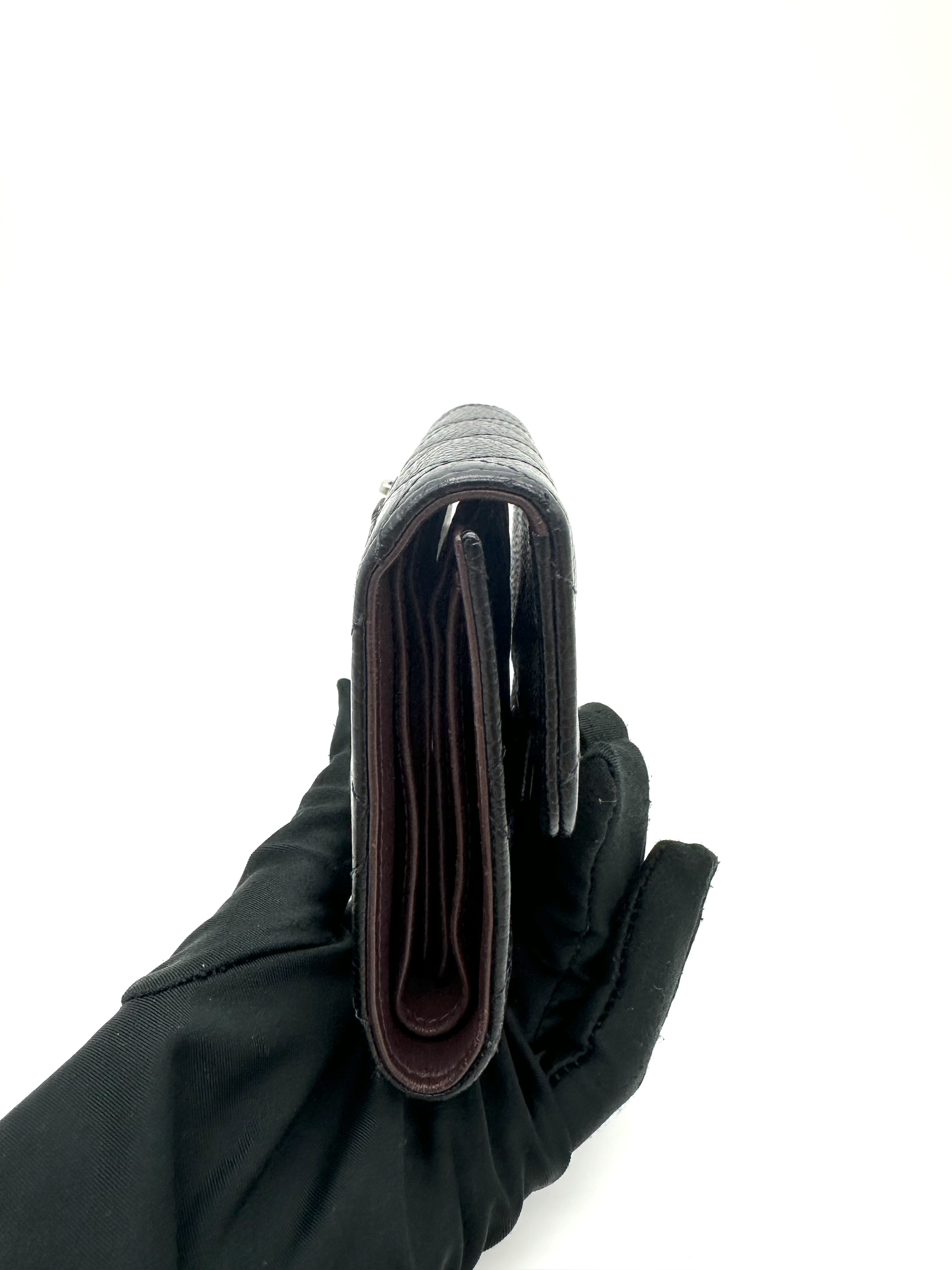 Pre-owned Chanel Flap Wallet #25236329 / Product Code: 26031903