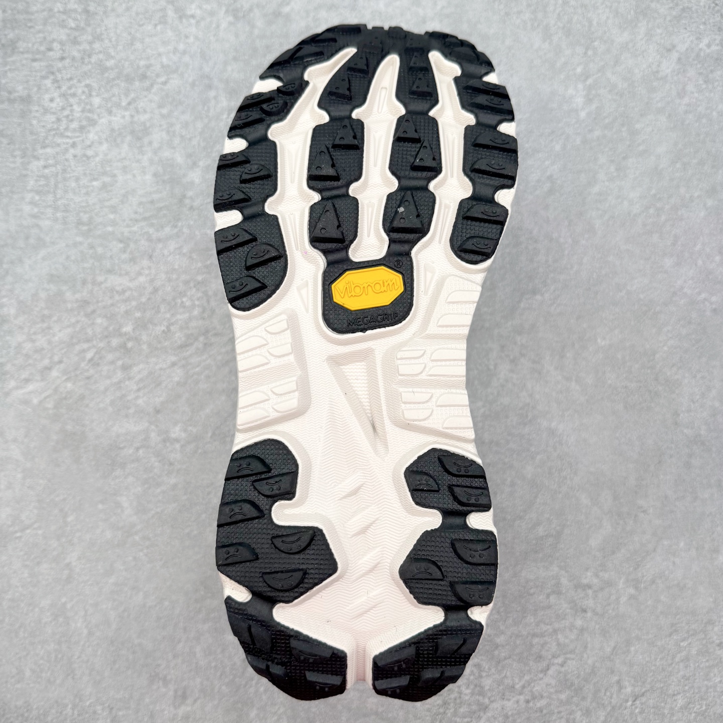 Hoka One One Mafate X