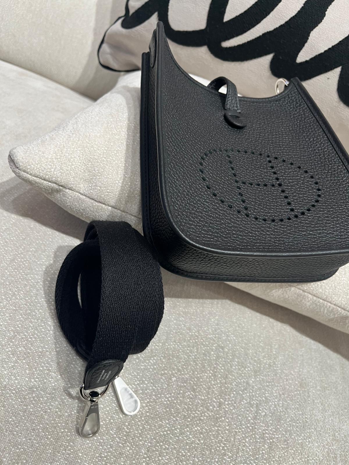 全新 Hermes mini evelyne, Stamp B ,黑色銀扣 100%Authentic,brand new ✅收據✅dust bag✅盒