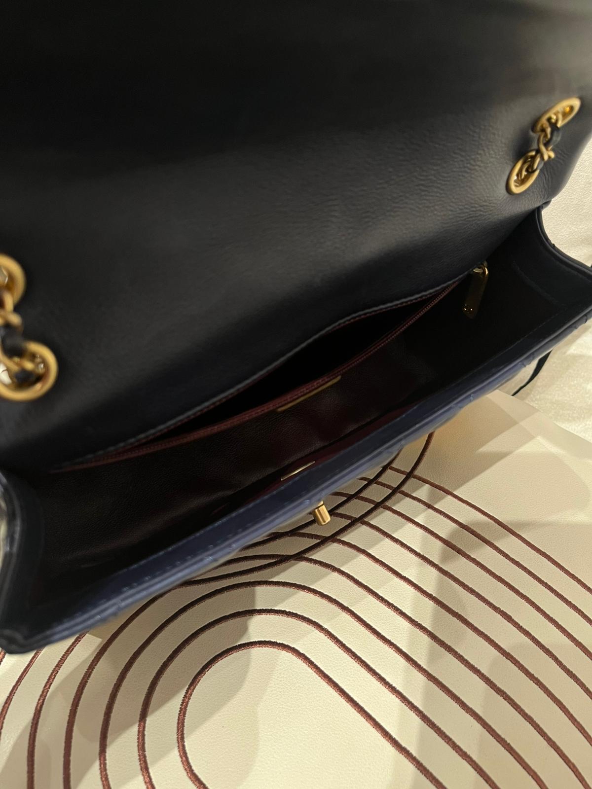 Chanel flap bag  100%Authentic,95%new ✅card✅Dust bag✅Box