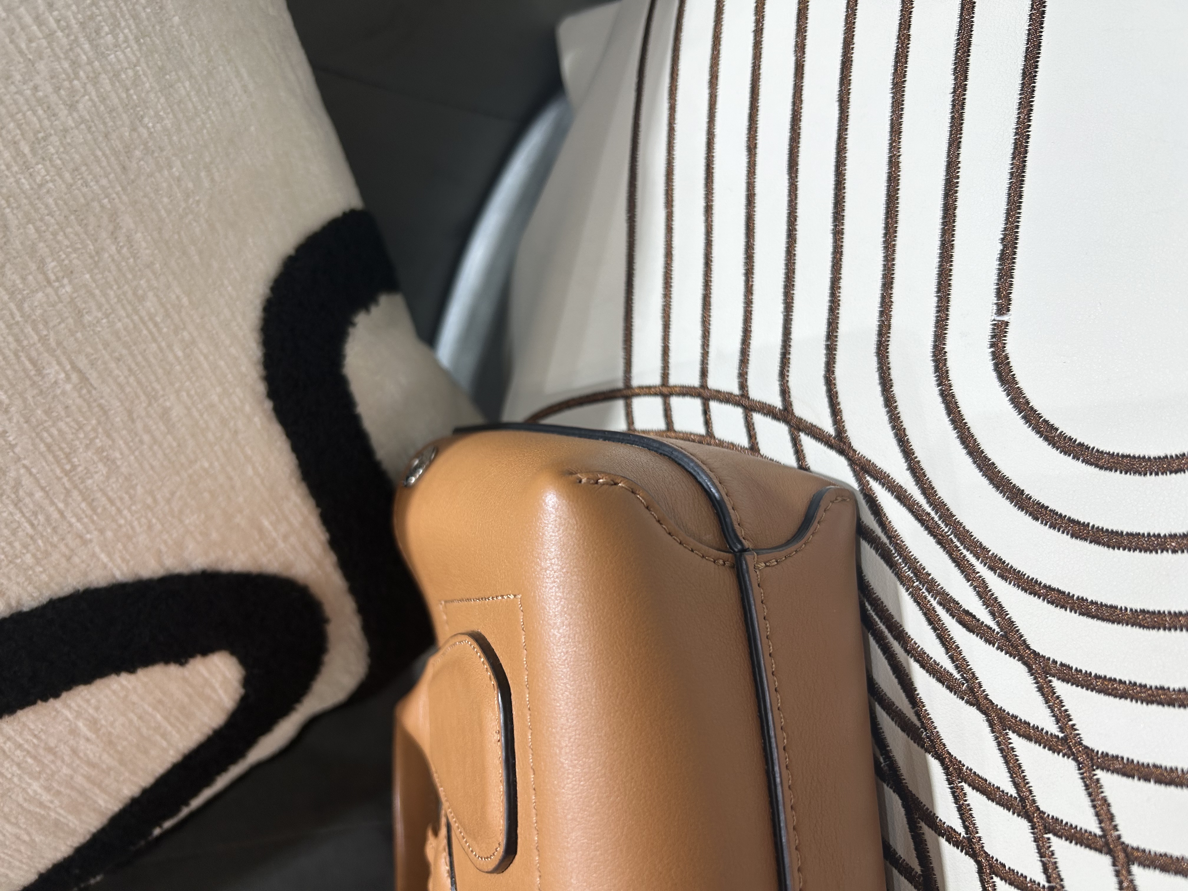 LONGCHAMP Le Roseau Handbag calfskin Tan 100%Authentic, 98%New ✅Dust bag