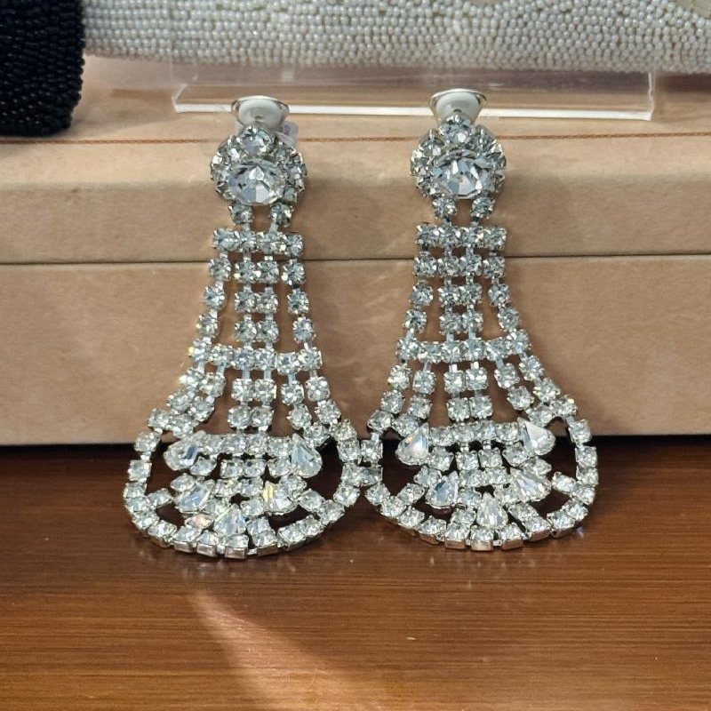 Czech Repulic Modern Reproduction Sparkling Chandelier Statement Clip Earrings(B045)