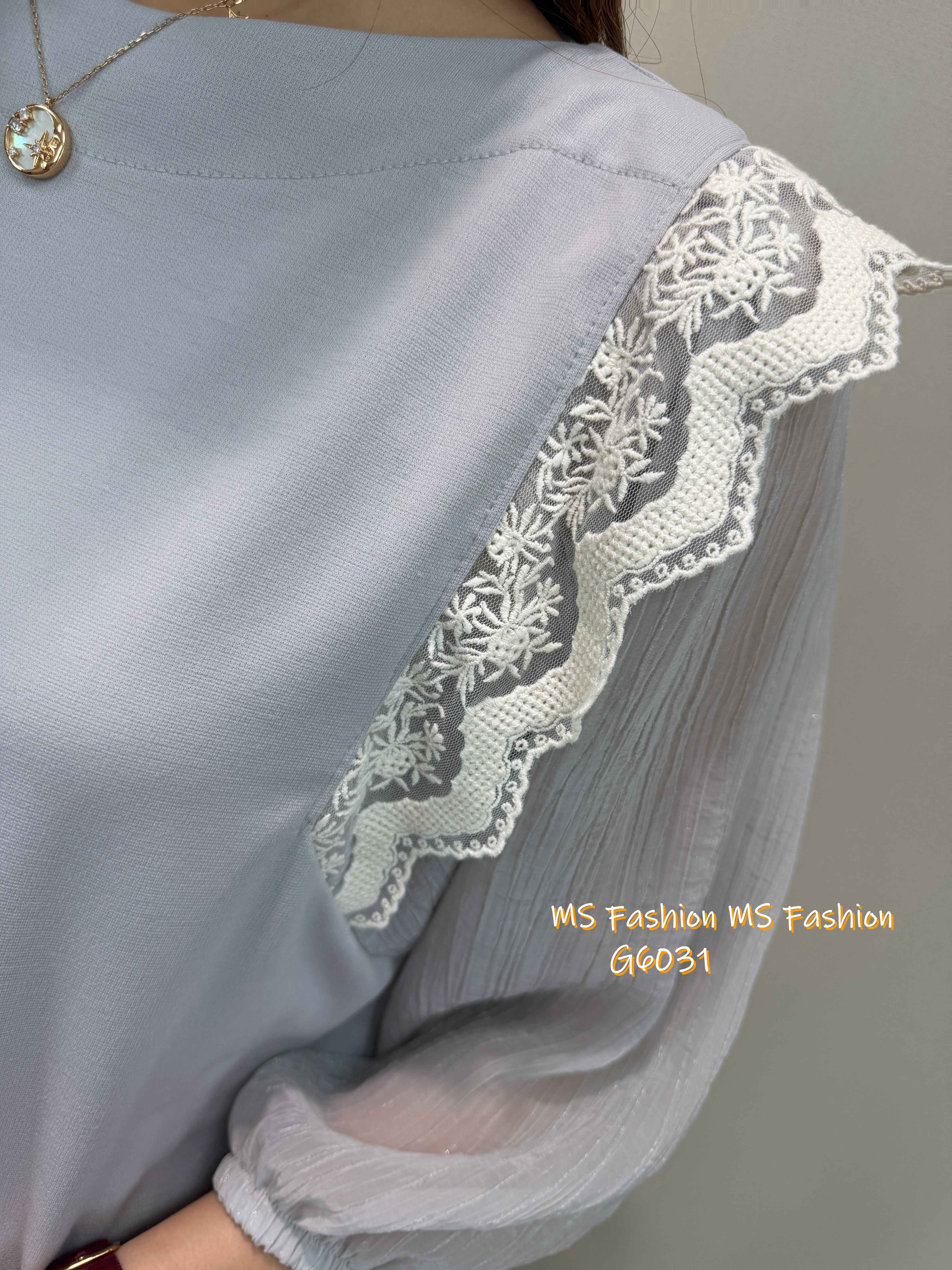 G6031 韓國🇰🇷肩lace拼布top