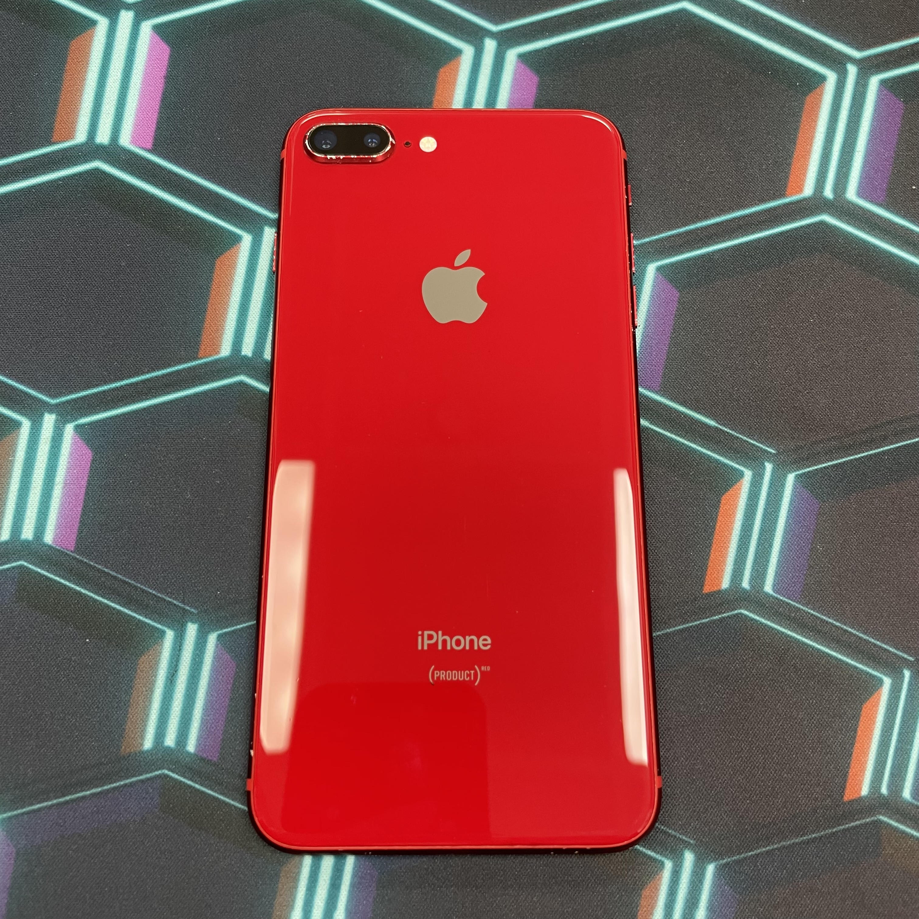 *6142 8 Plus 靚機 64GB 電75 紅色 red