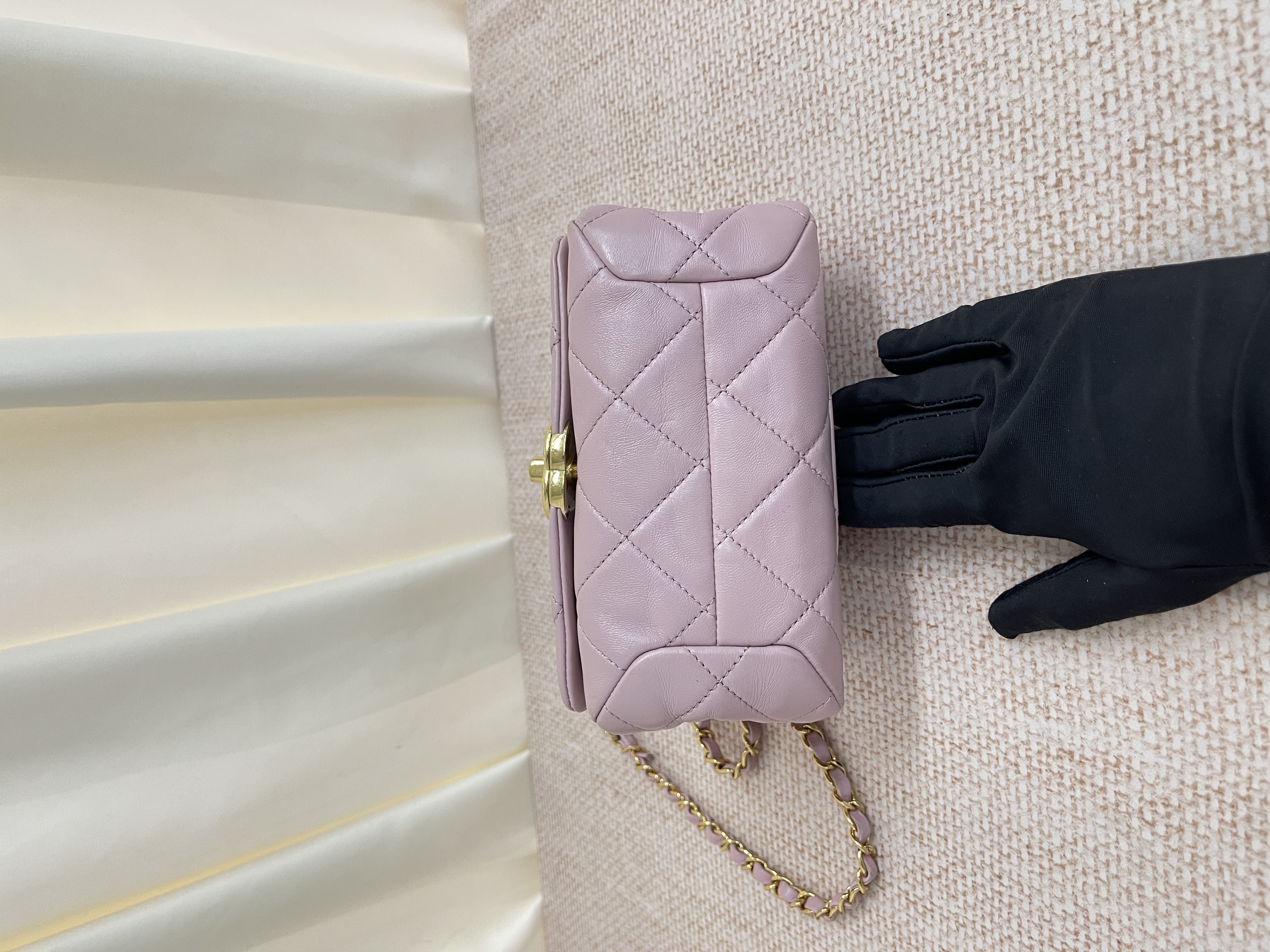 Pre-owned Chanel CF / Product Code: 26051505